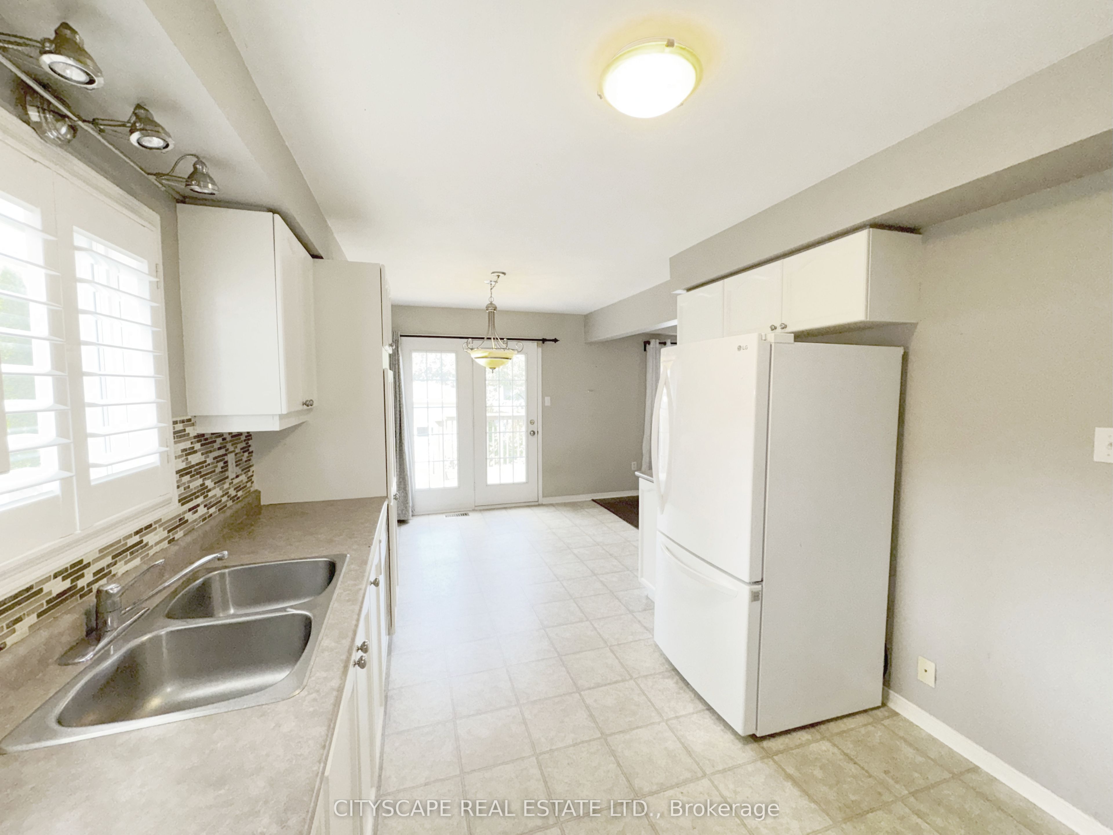 55 Langlaw Drive Property Photo 11