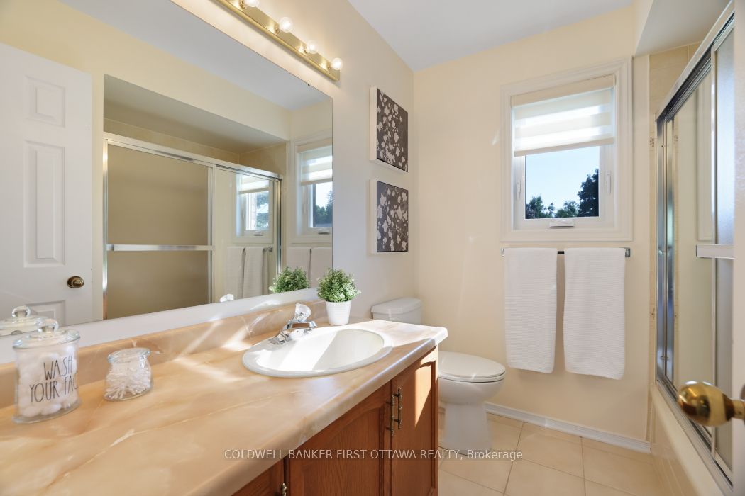 338 Liard Street Property Photo 32