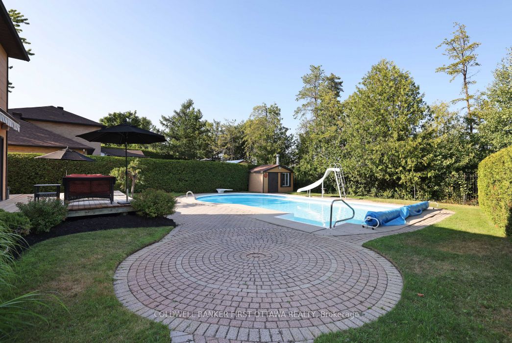 338 Liard Street Property Photo 39