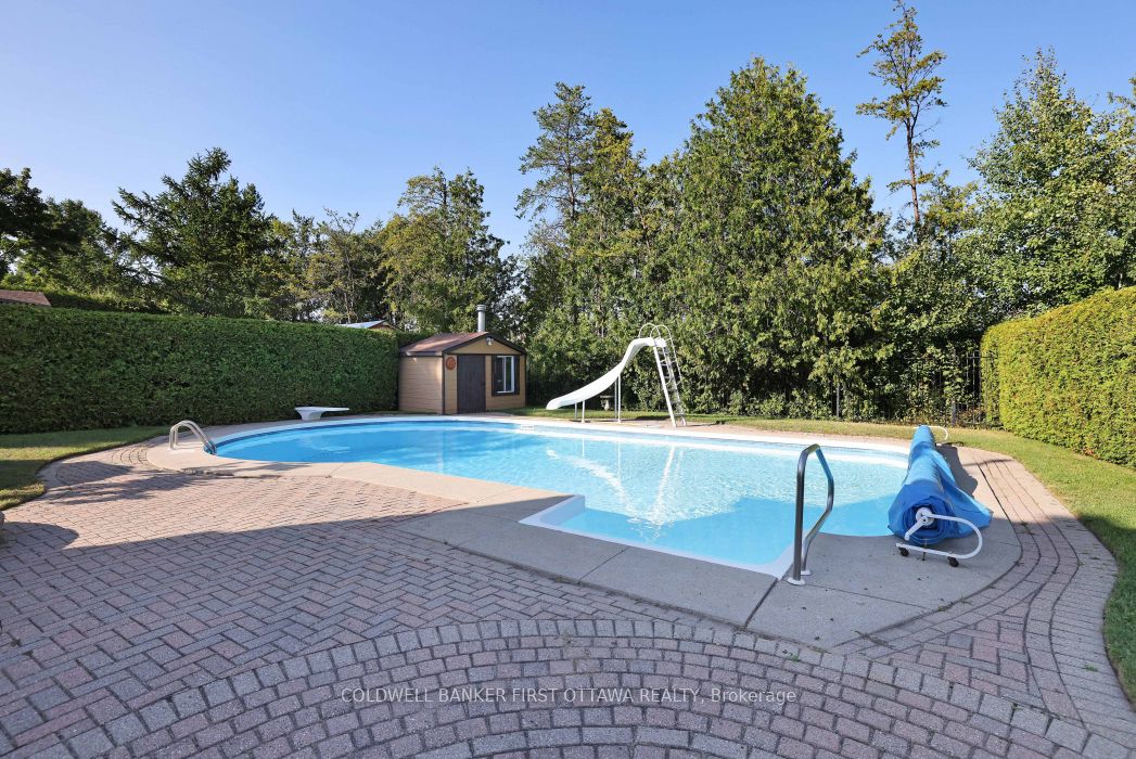 338 Liard Street Property Photo 40