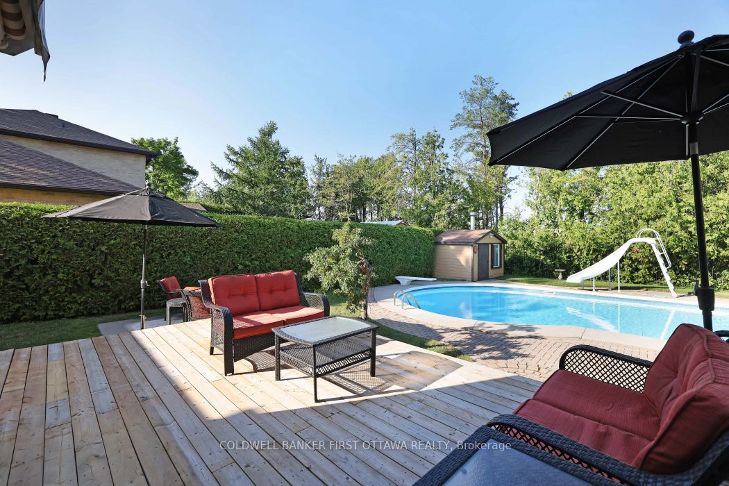 338 Liard Street Property Photo 42