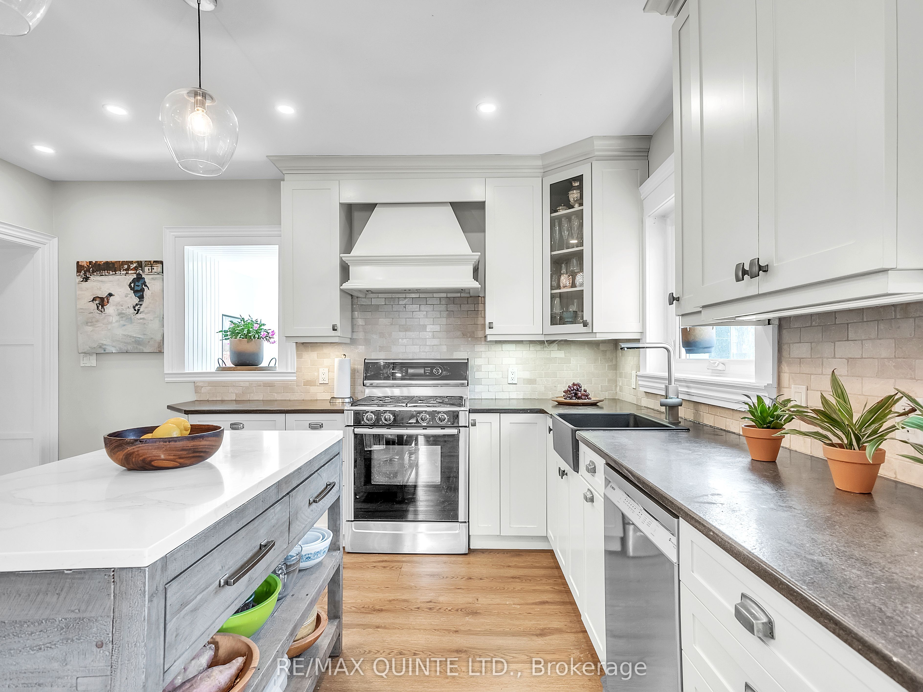 246 Charles Street Property Photo 11