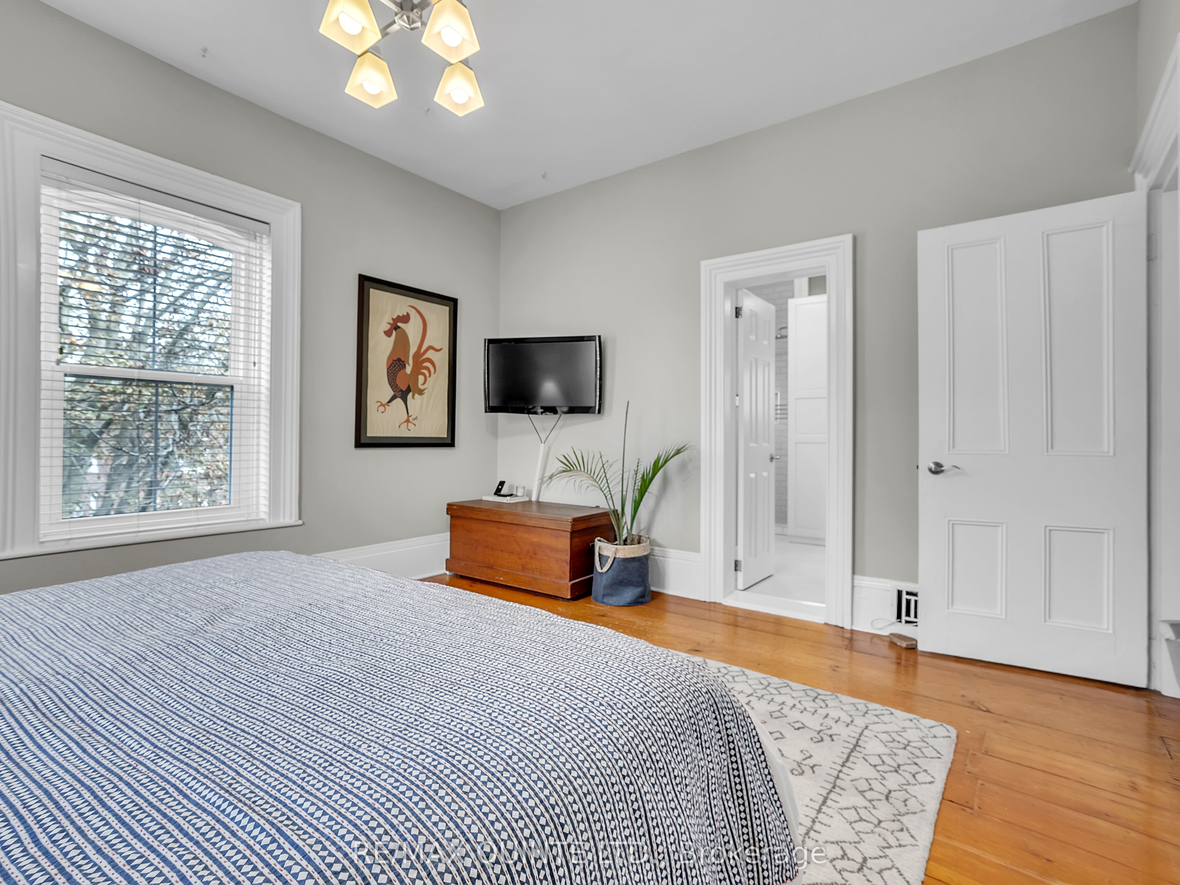 246 Charles Street Property Photo 21