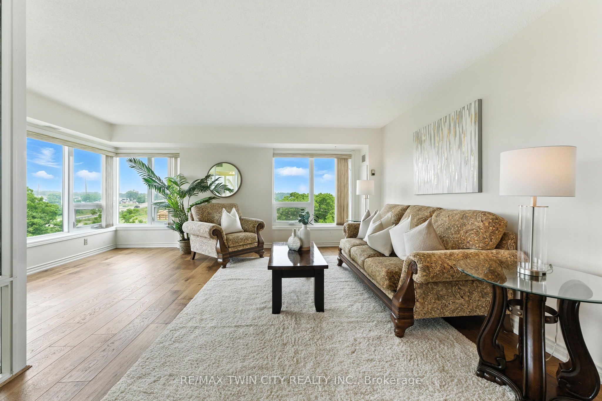 237 King Street W 1104 Property Photo 16