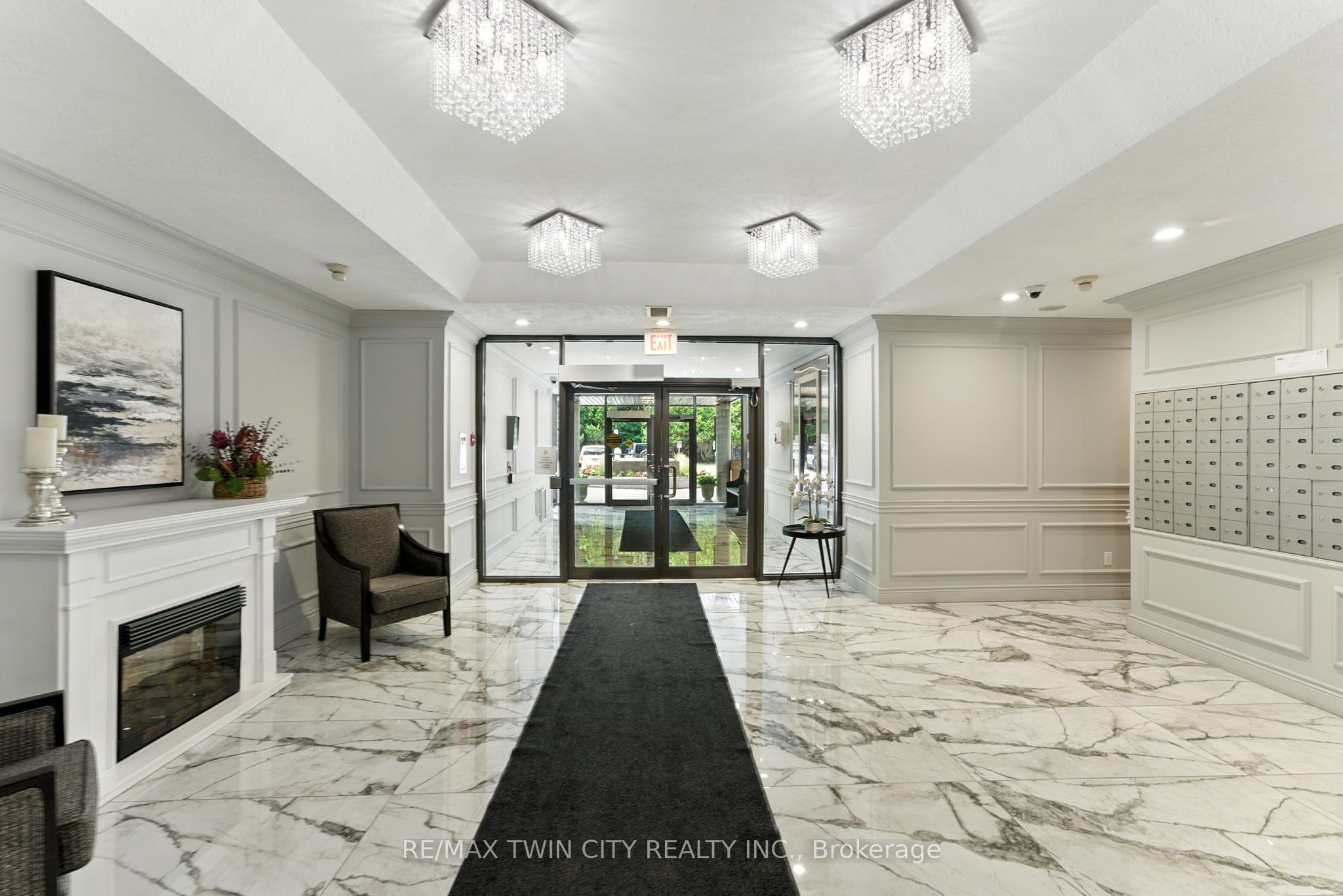 237 King Street W 1104 Property Photo 25