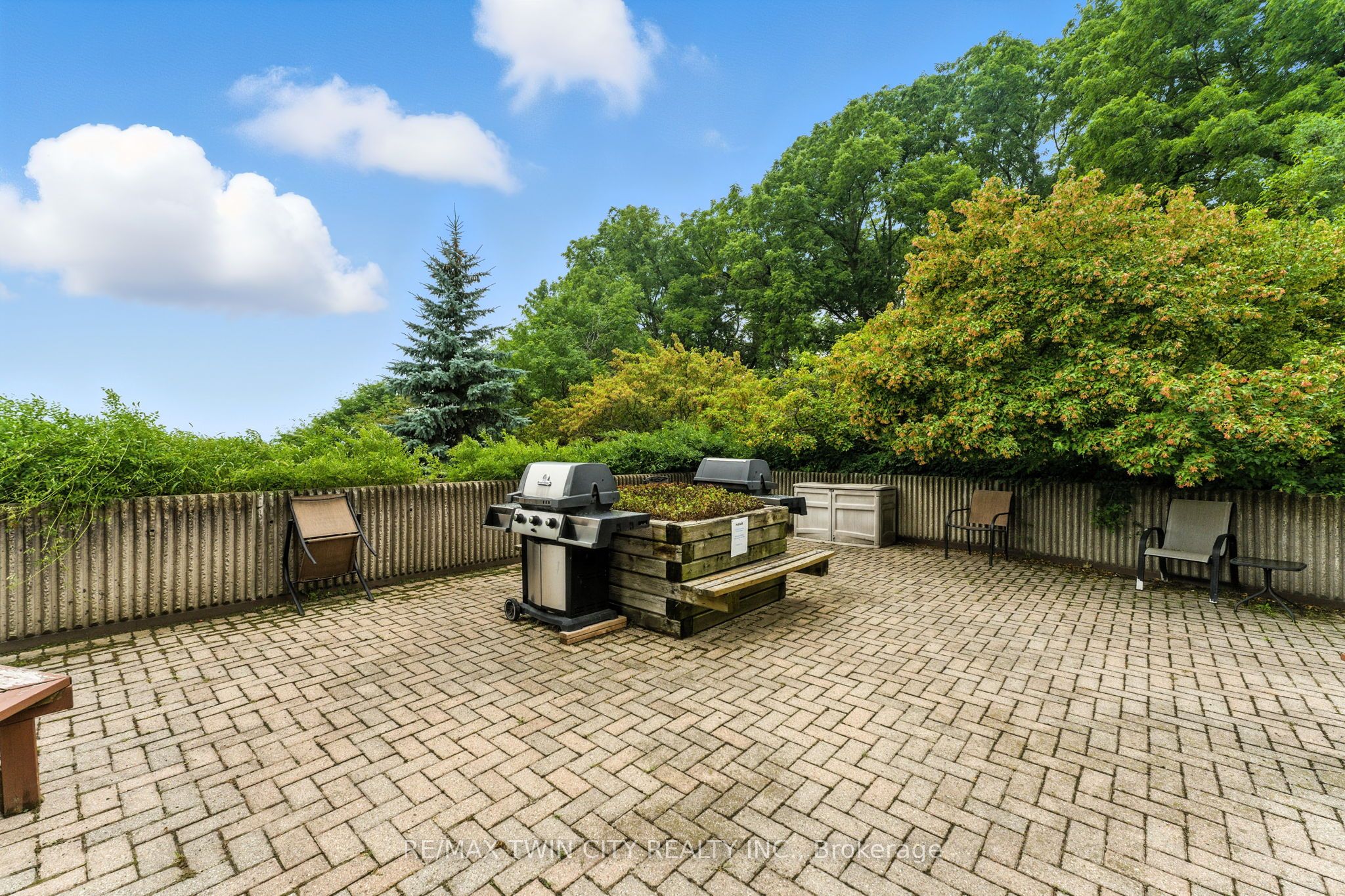 237 King Street W 1104 Property Photo 46