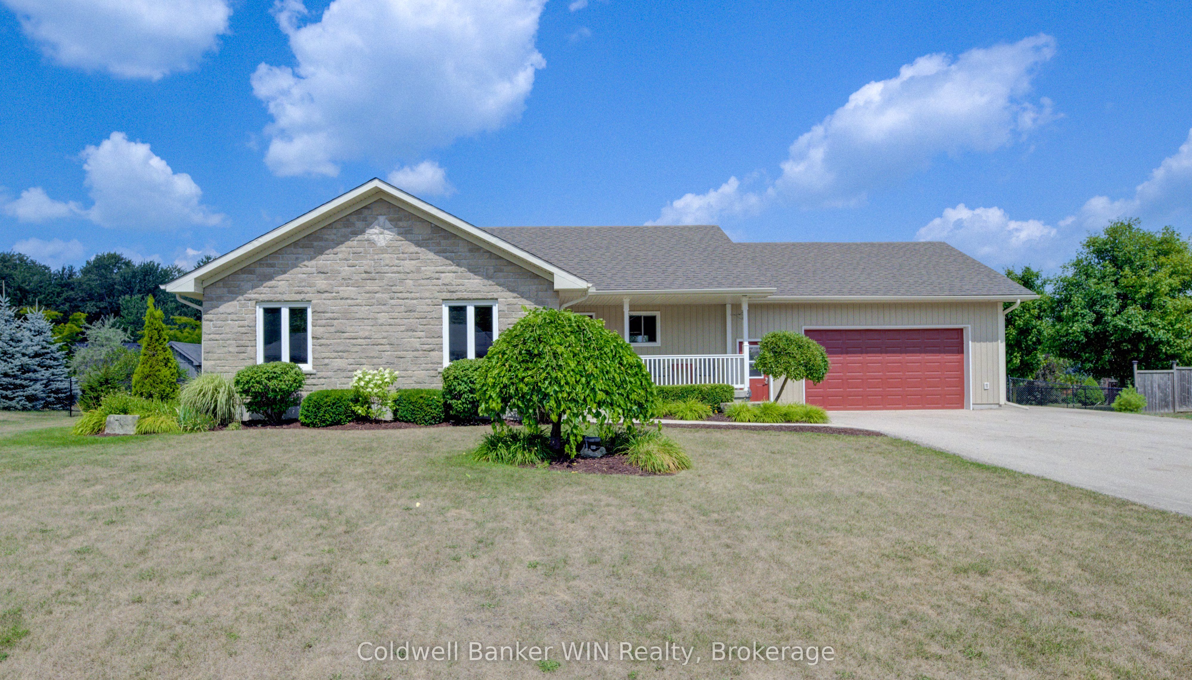 22 Regency Drive Property Photo 1