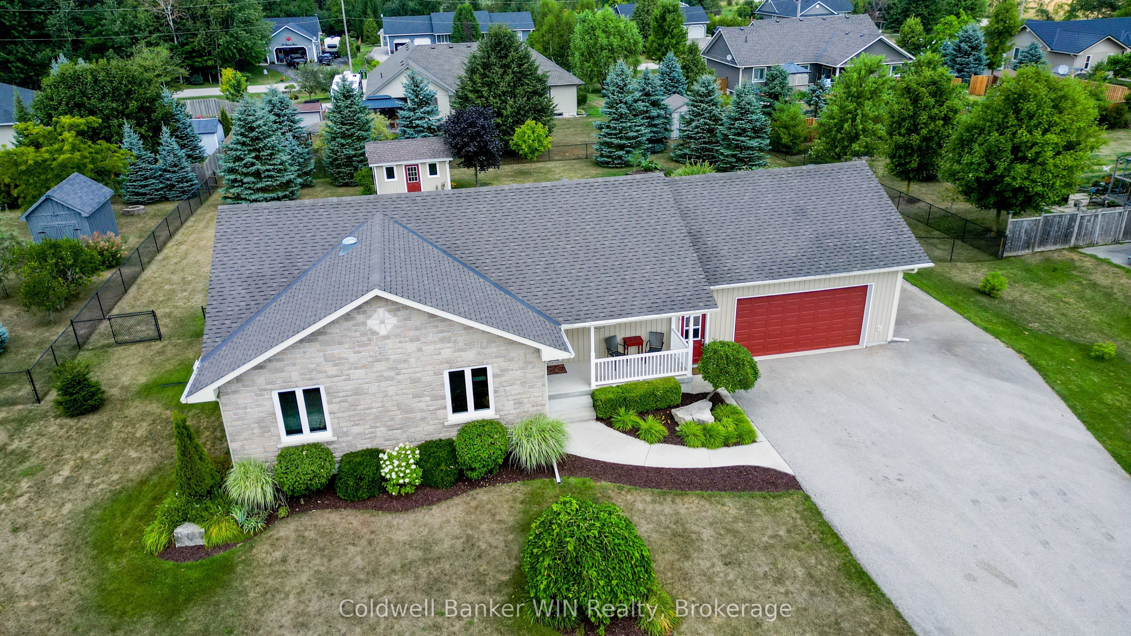 22 Regency Drive Property Photo 4