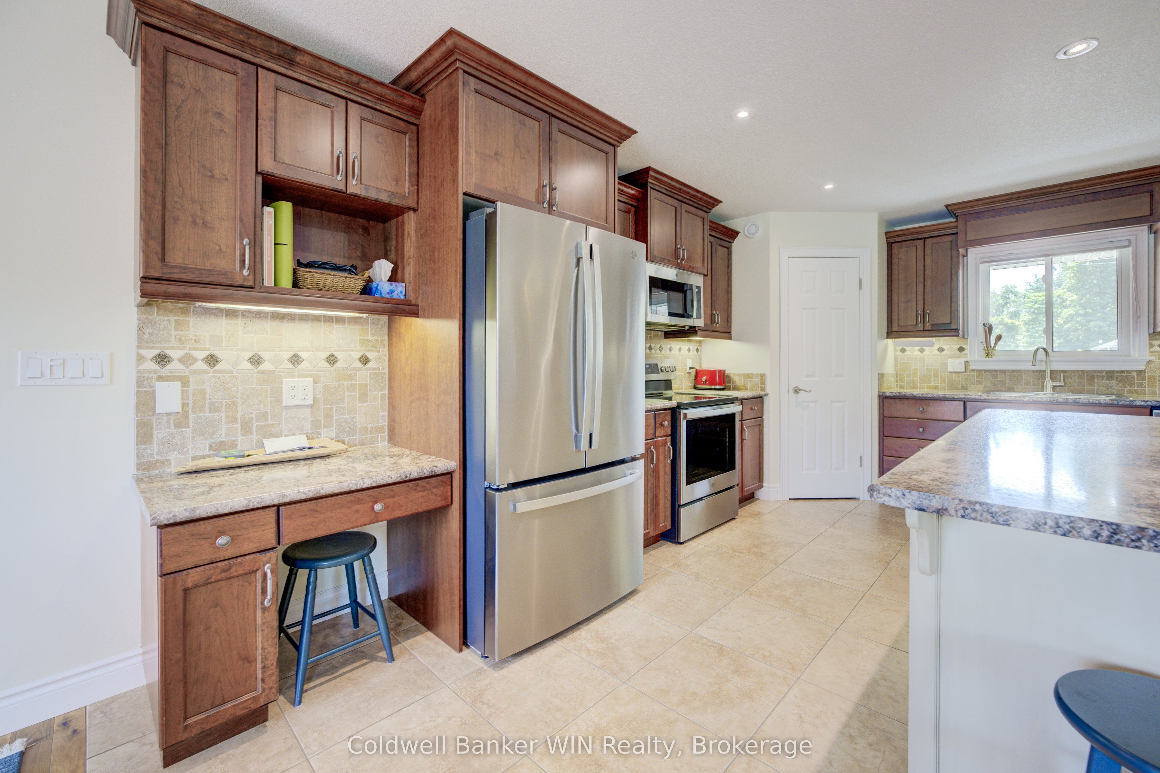 22 Regency Drive Property Photo 7