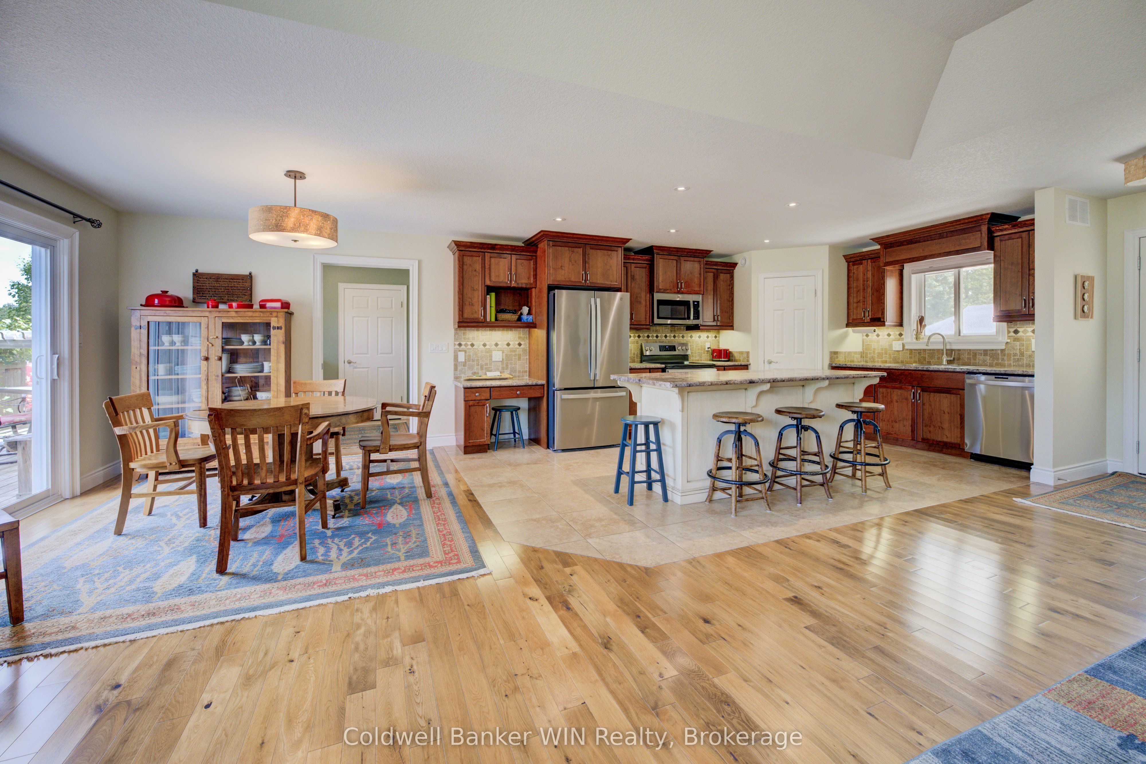 22 Regency Drive Property Photo 15