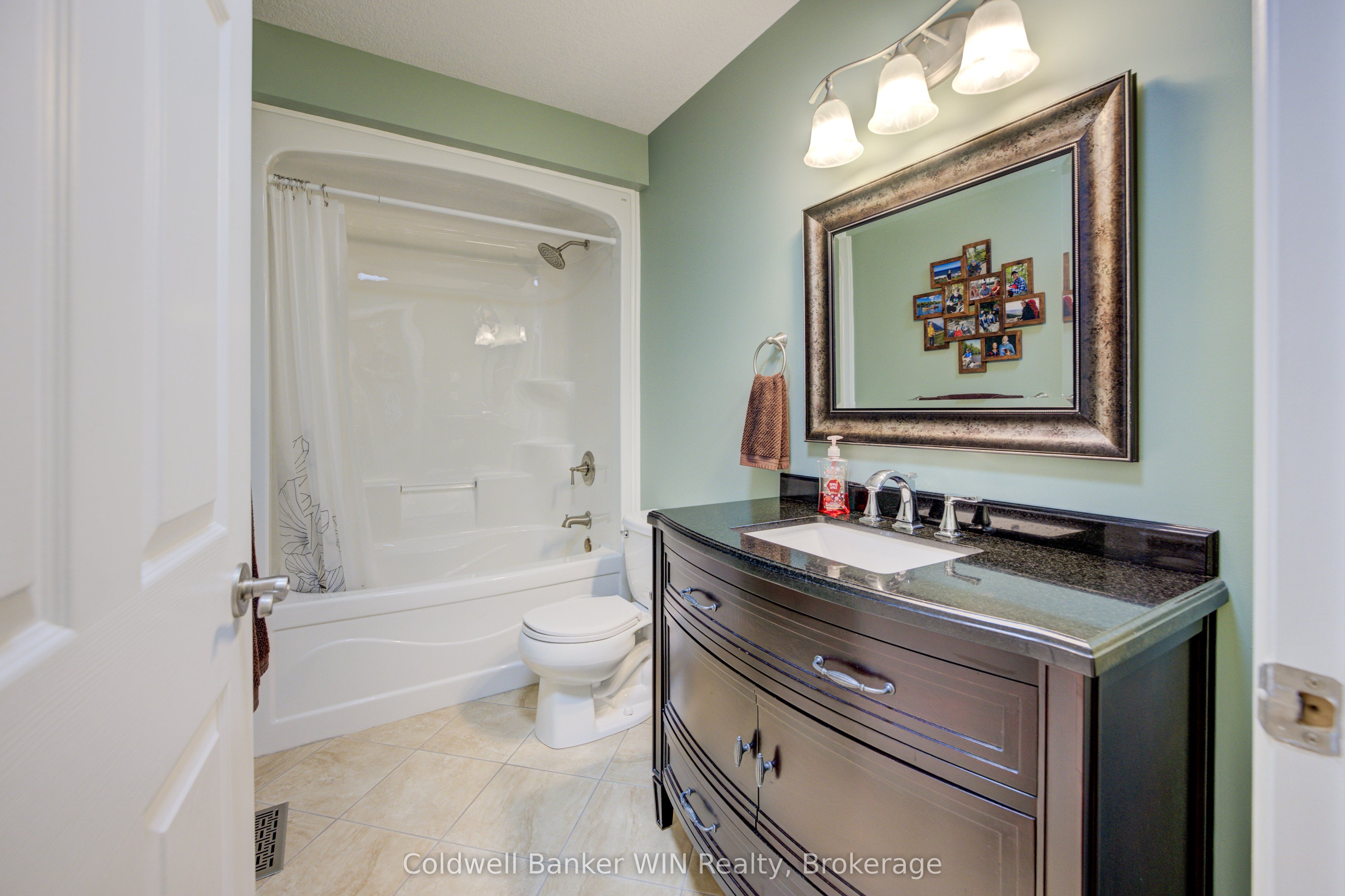 22 Regency Drive Property Photo 21