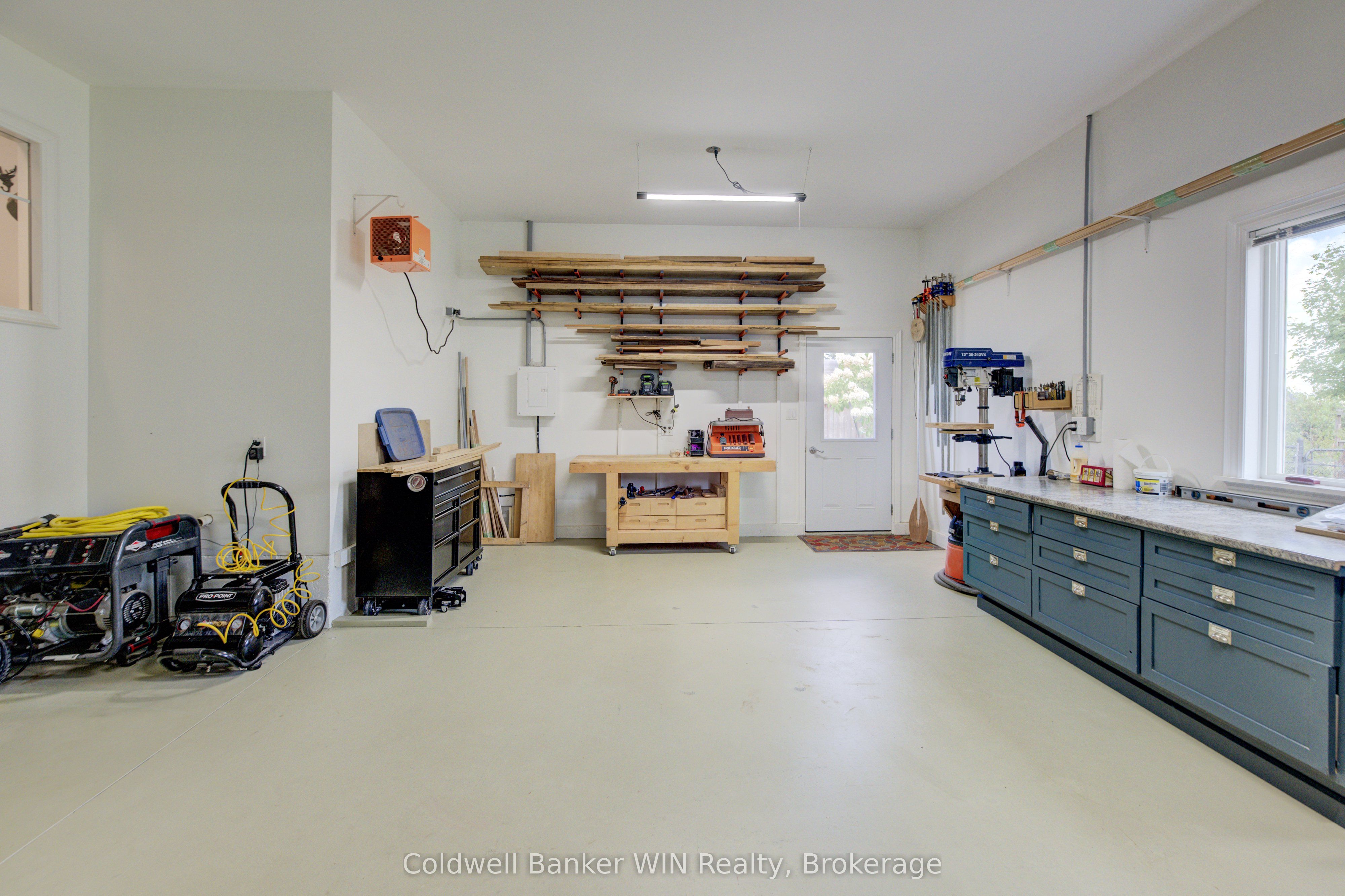 22 Regency Drive Property Photo 36