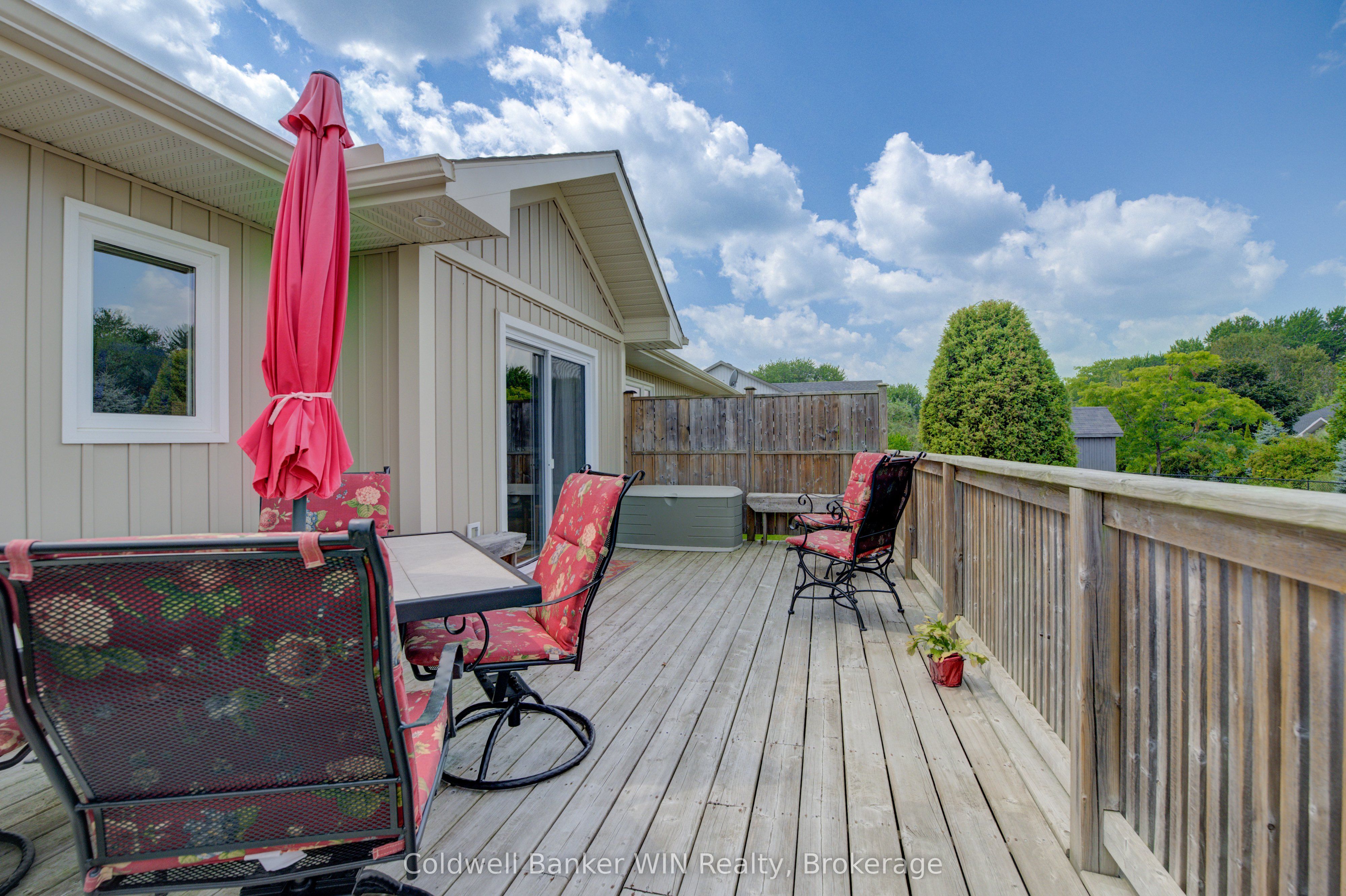 22 Regency Drive Property Photo 40