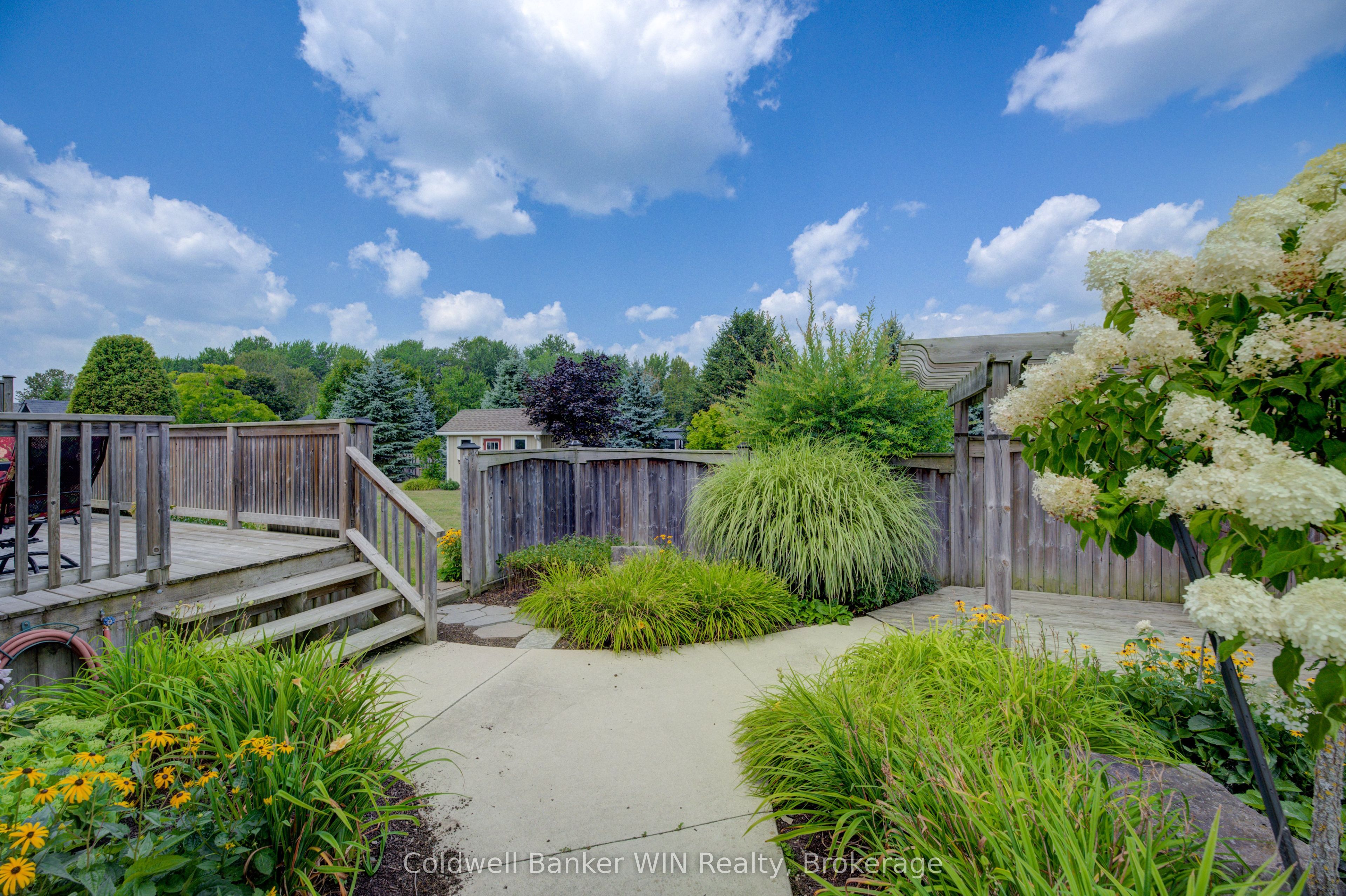 22 Regency Drive Property Photo 42