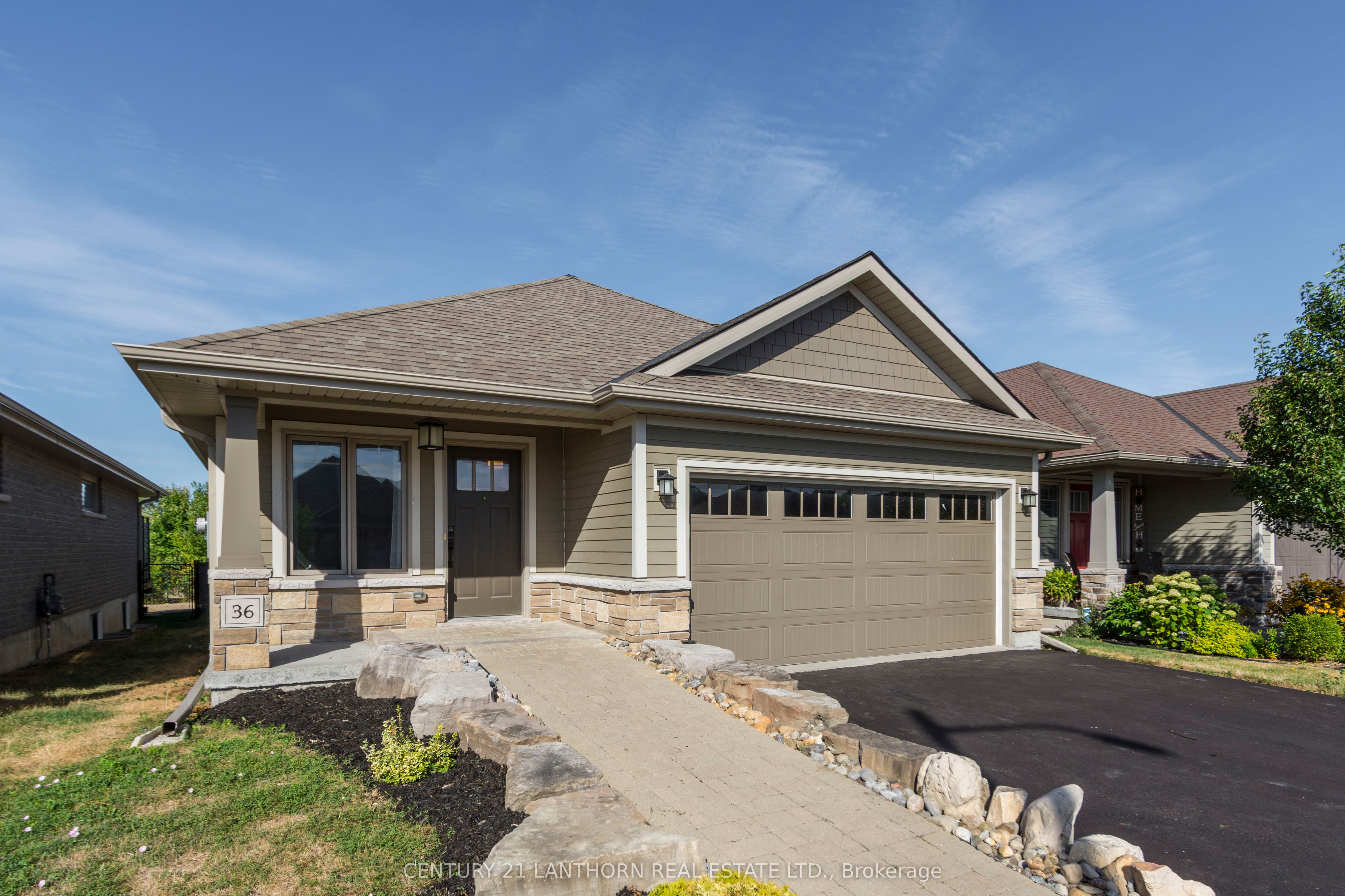 36 Tessa Boulevard Property Photo 1