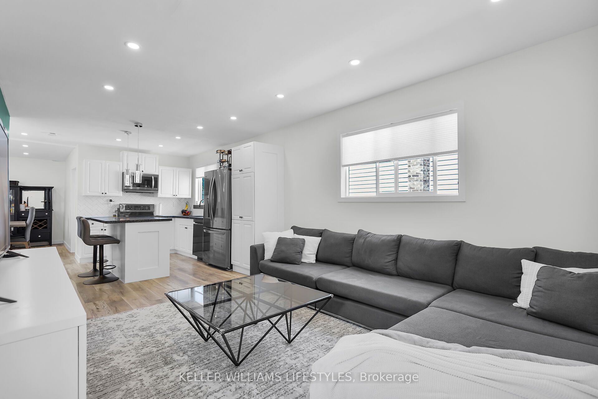 111 Boullee Street Property Photo 8