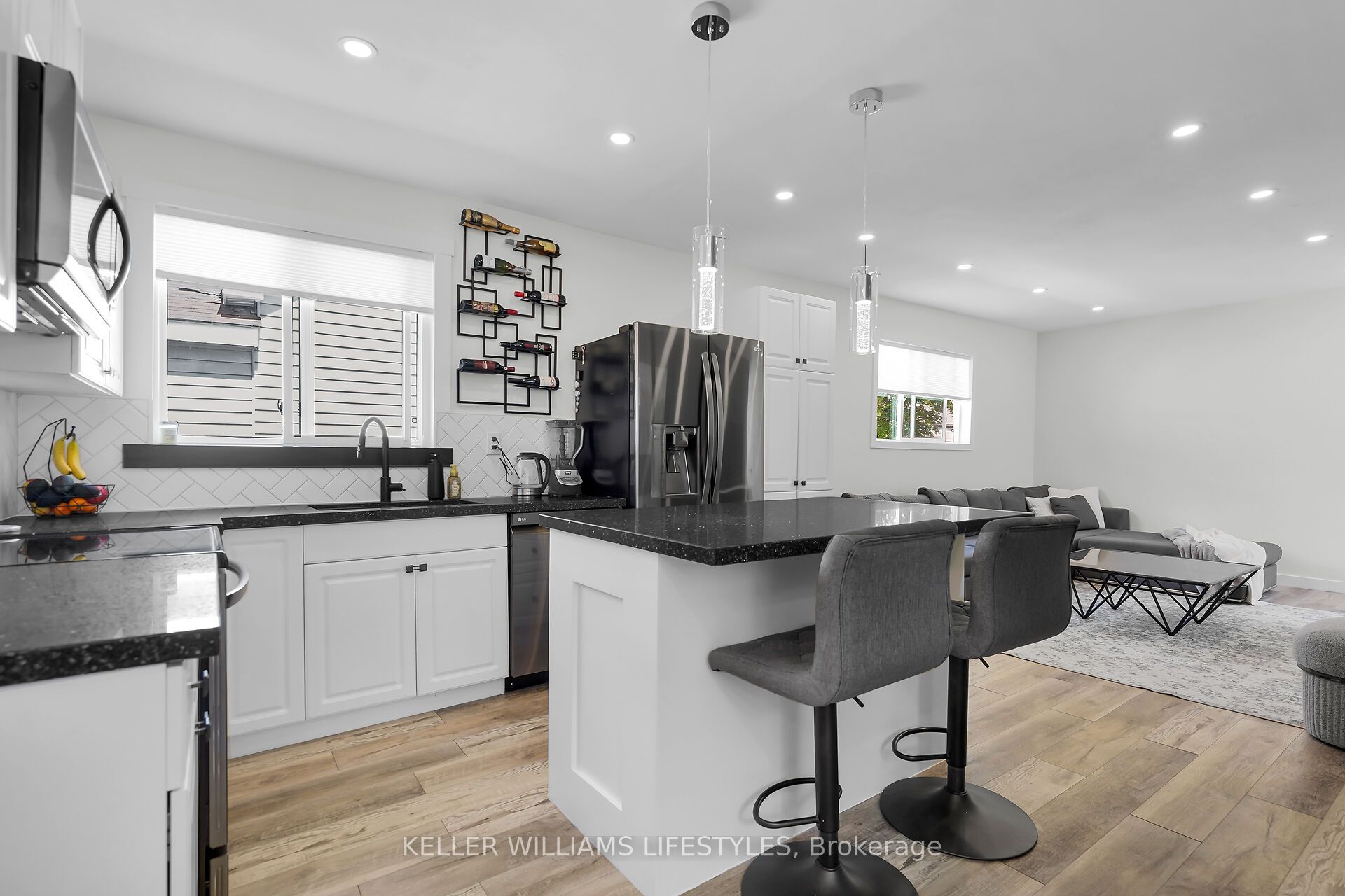 111 Boullee Street Property Photo 11