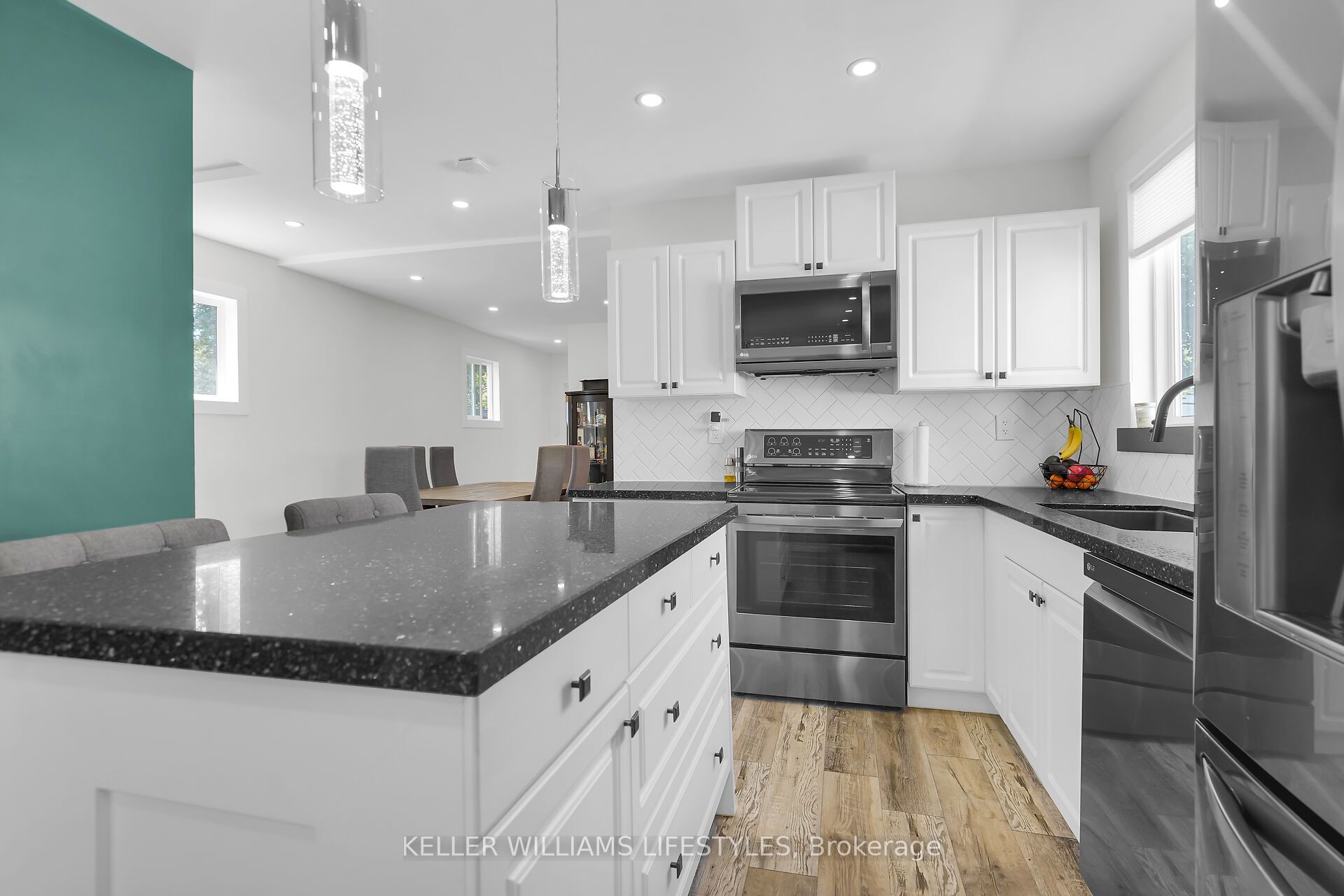 111 Boullee Street Property Photo 12