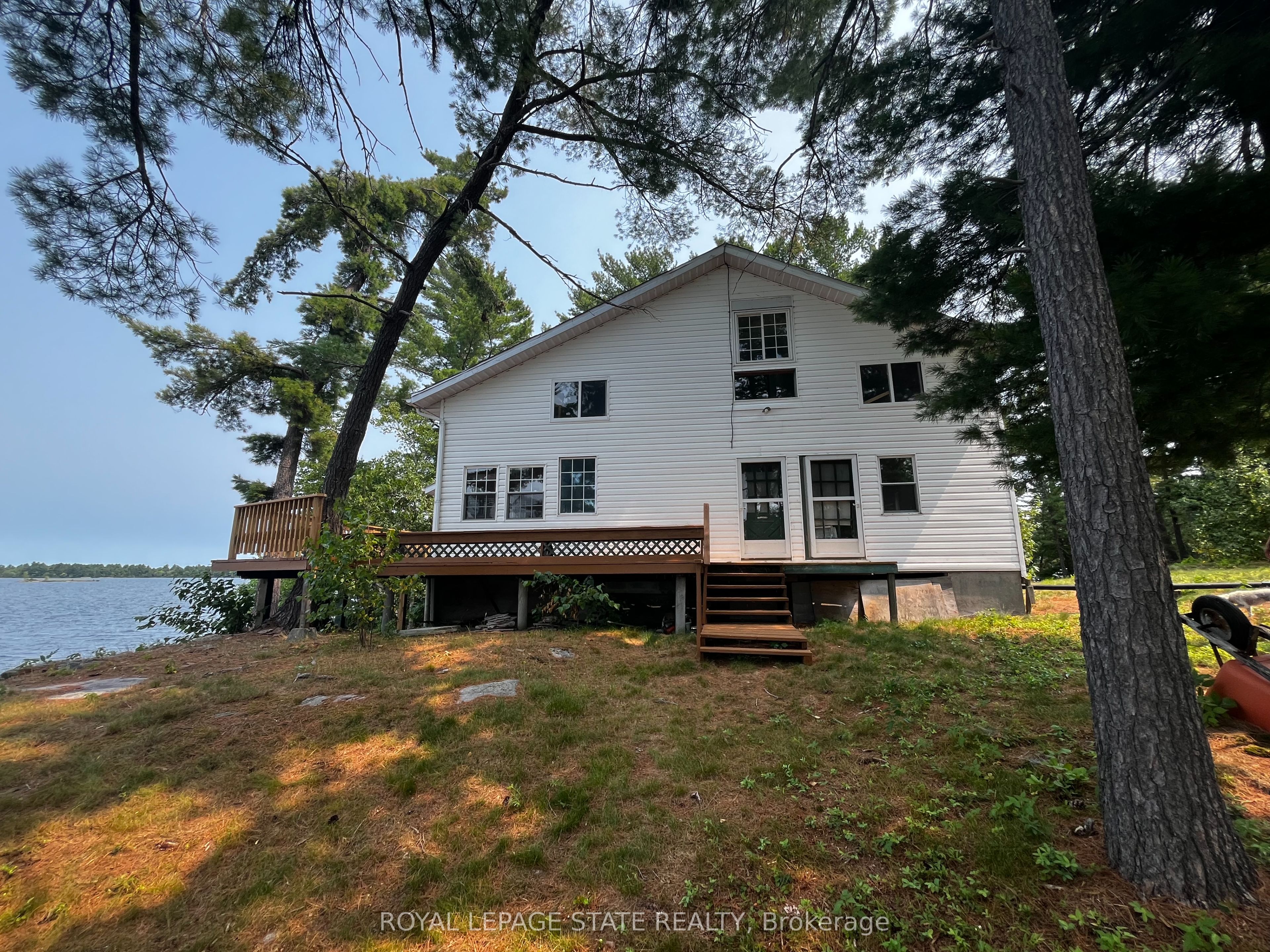 Wl106-1 Loudon Island 8 Pcl 1715 Property Photo 1