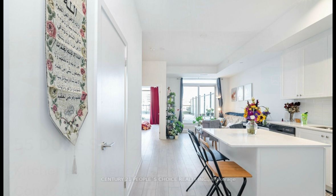 55 Duke Street W 216 Property Photo 4