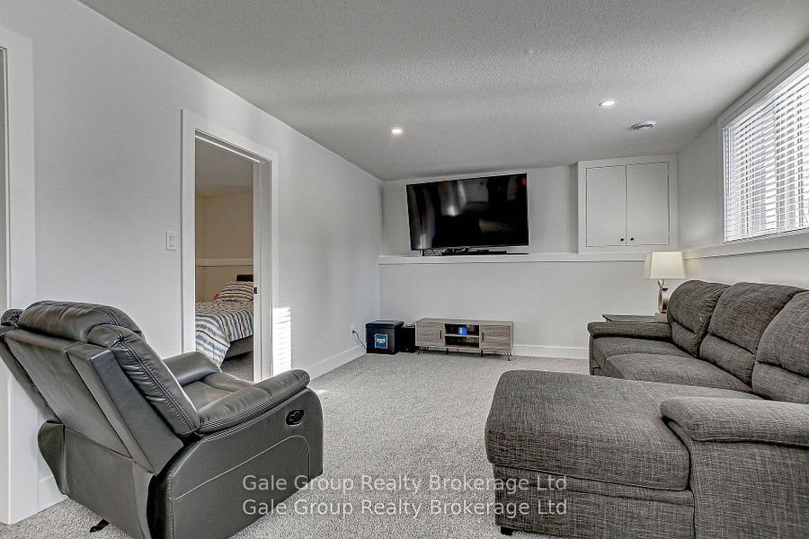 95 Henry Street Property Photo 18