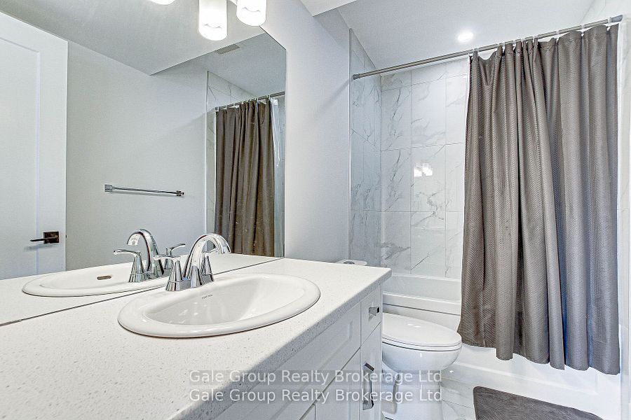 95 Henry Street Property Photo 23