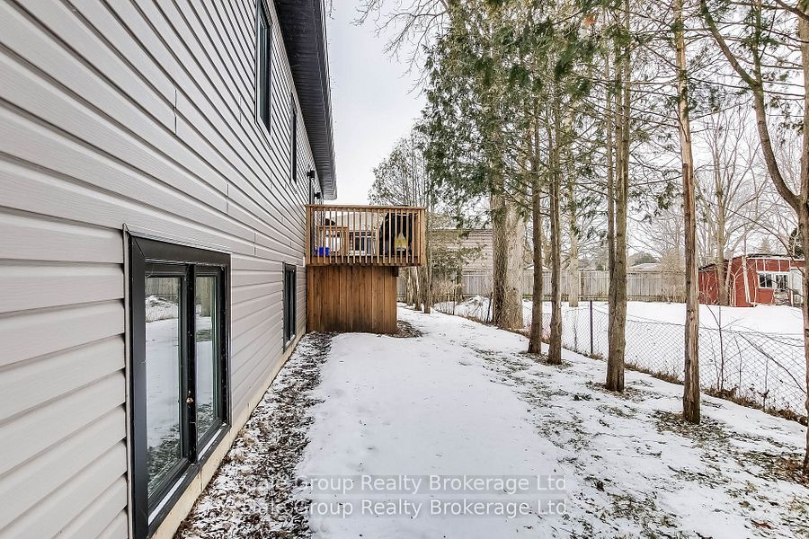 95 Henry Street Property Photo 25