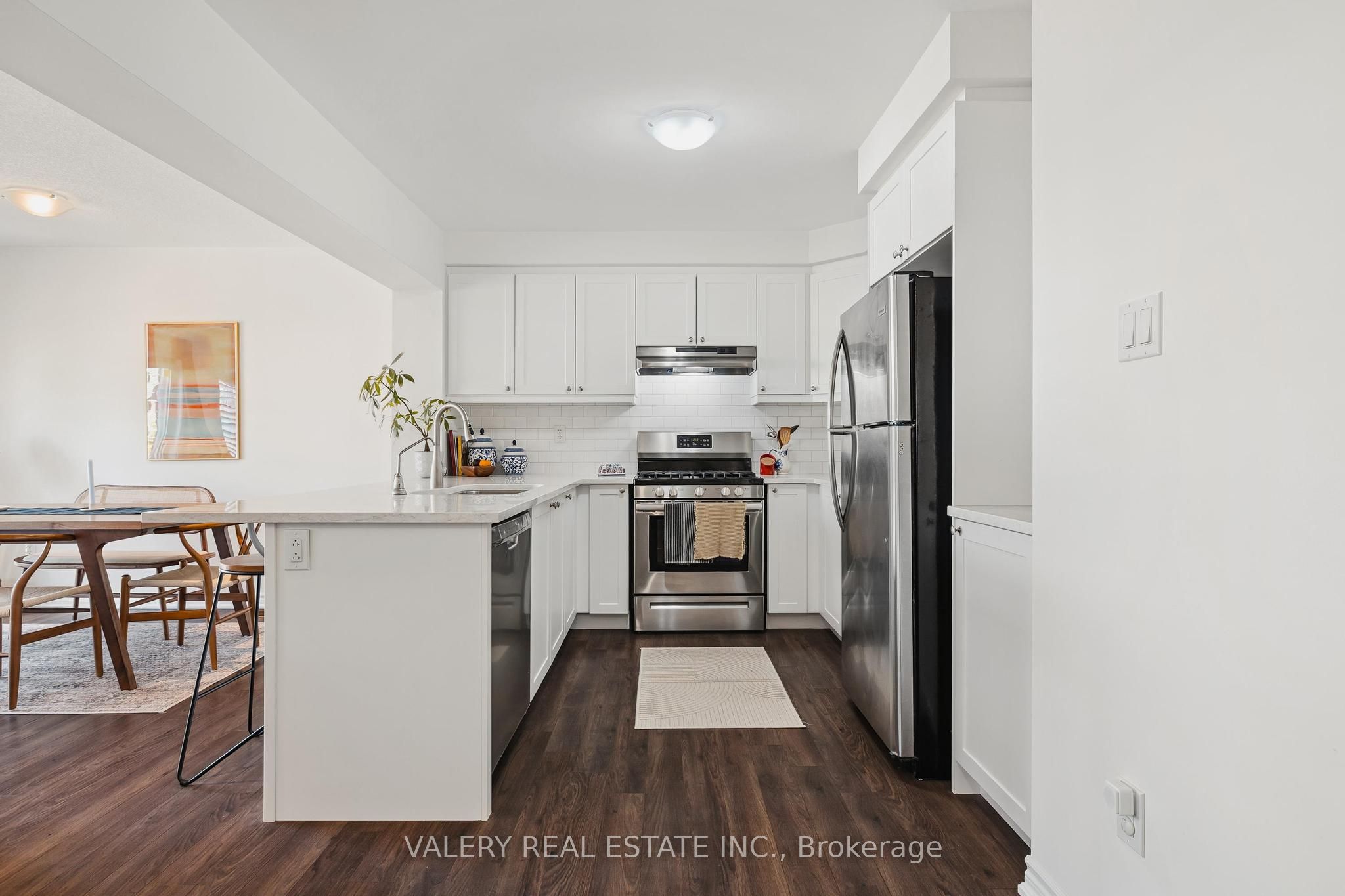 242 Waterbrook Lane Property Photo 7