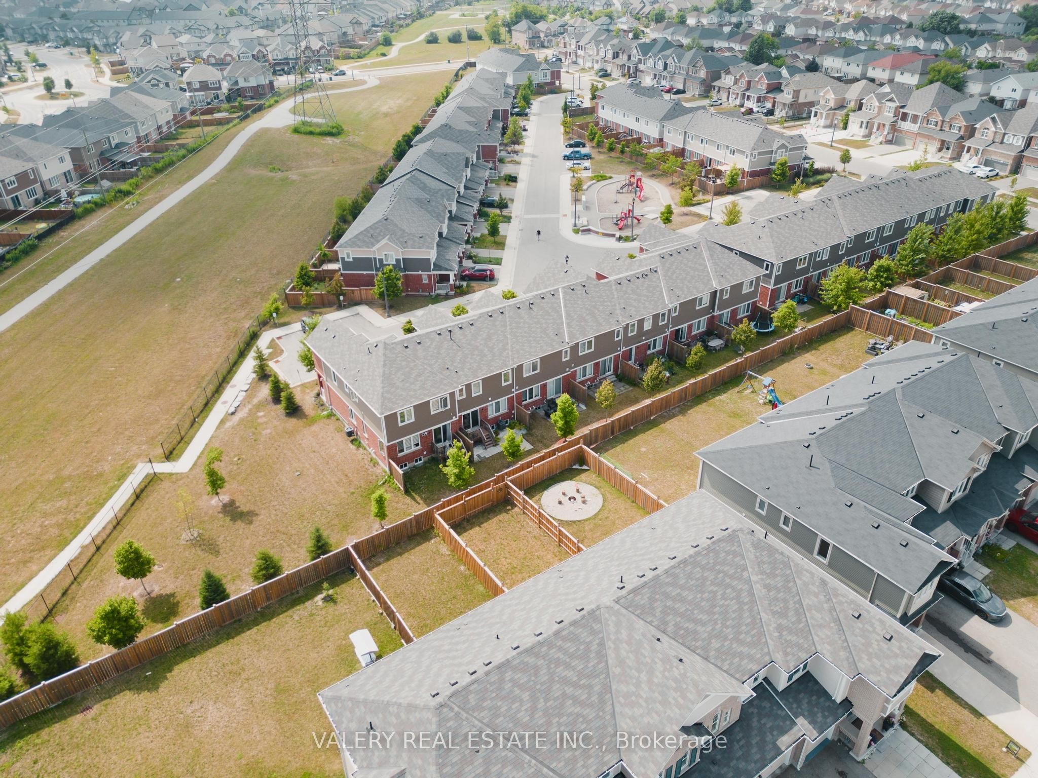 242 Waterbrook Lane Property Photo 26