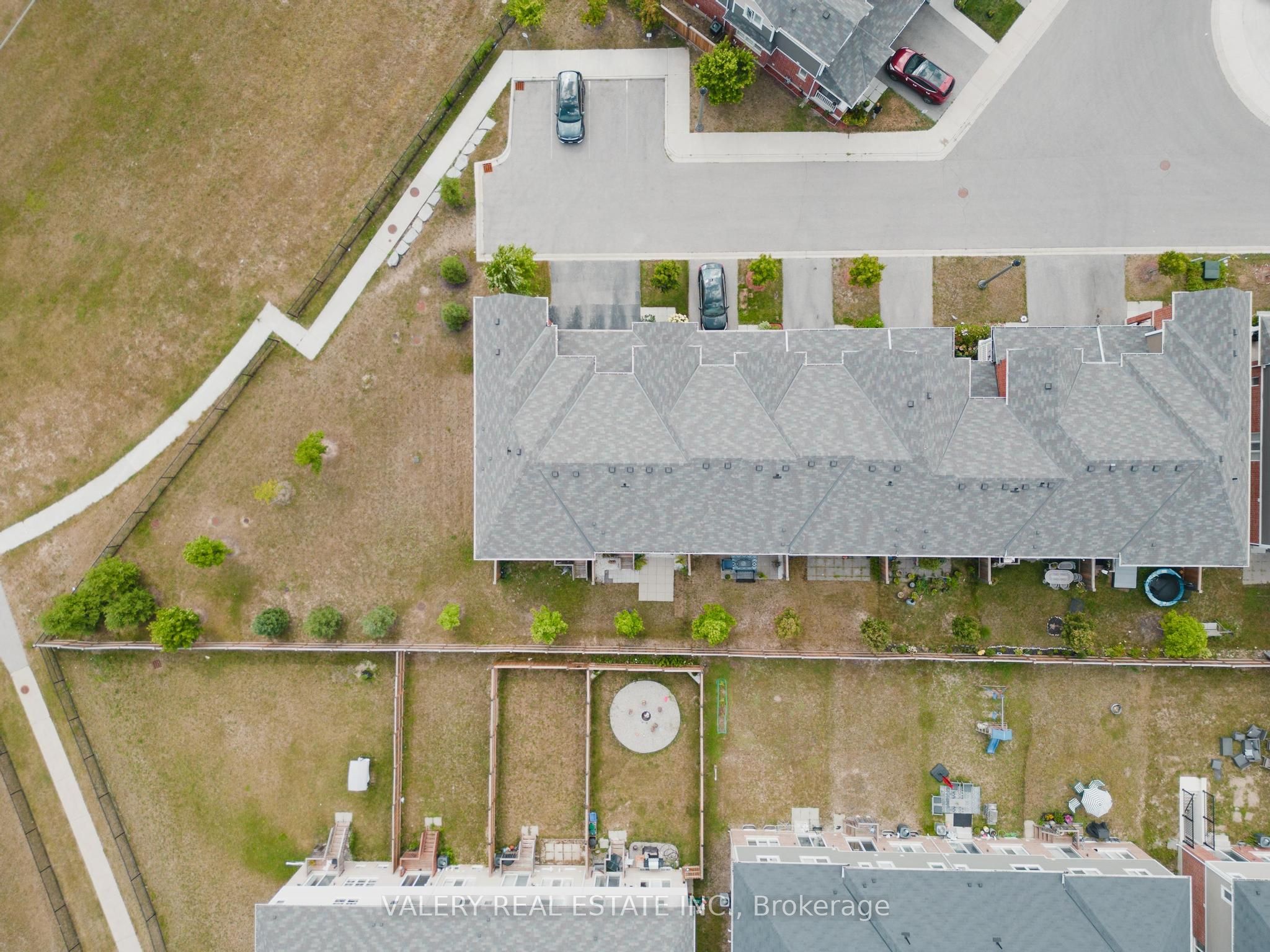 242 Waterbrook Lane Property Photo 27