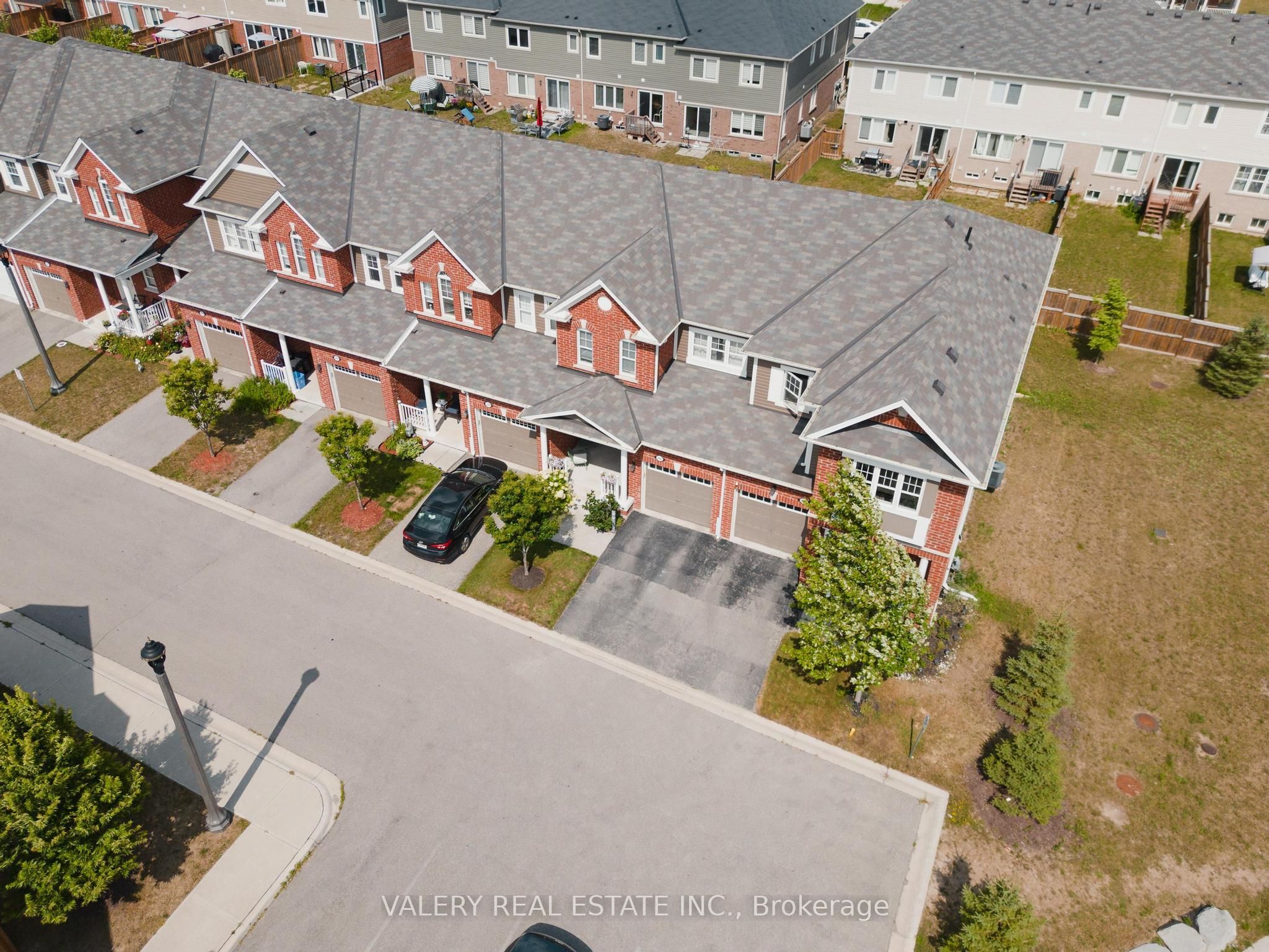 242 Waterbrook Lane Property Photo 28