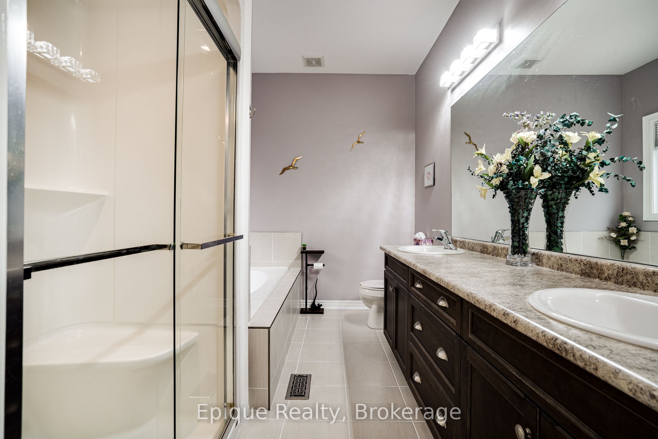 68 Roselawn Crescent Property Photo 18