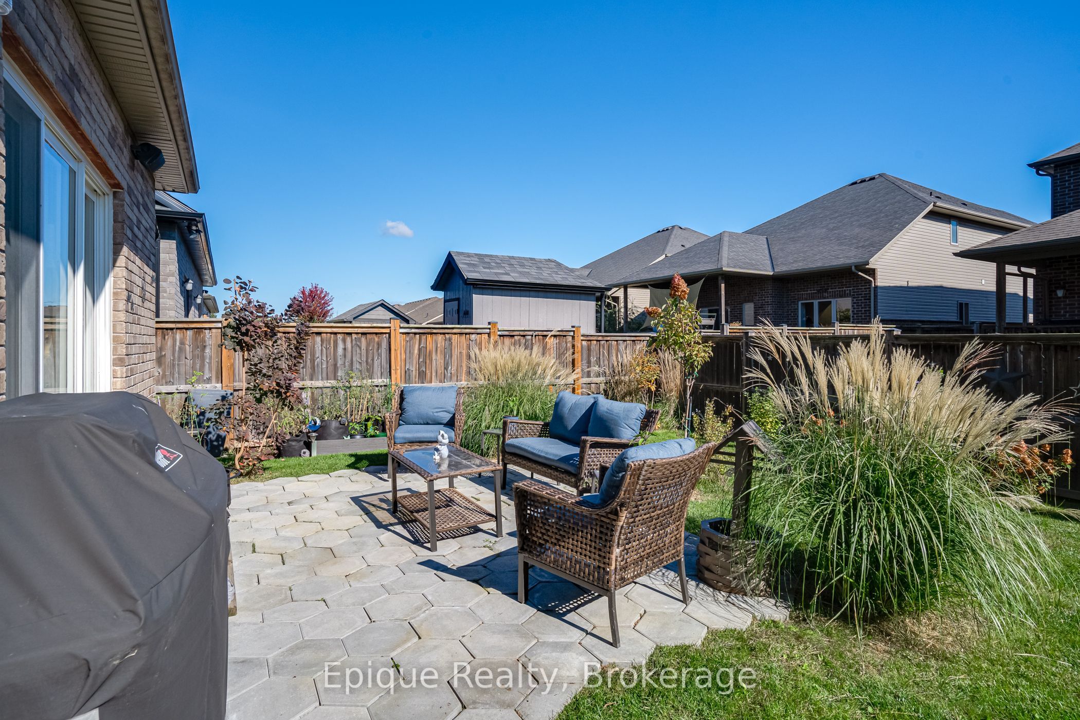 68 Roselawn Crescent Property Photo 35