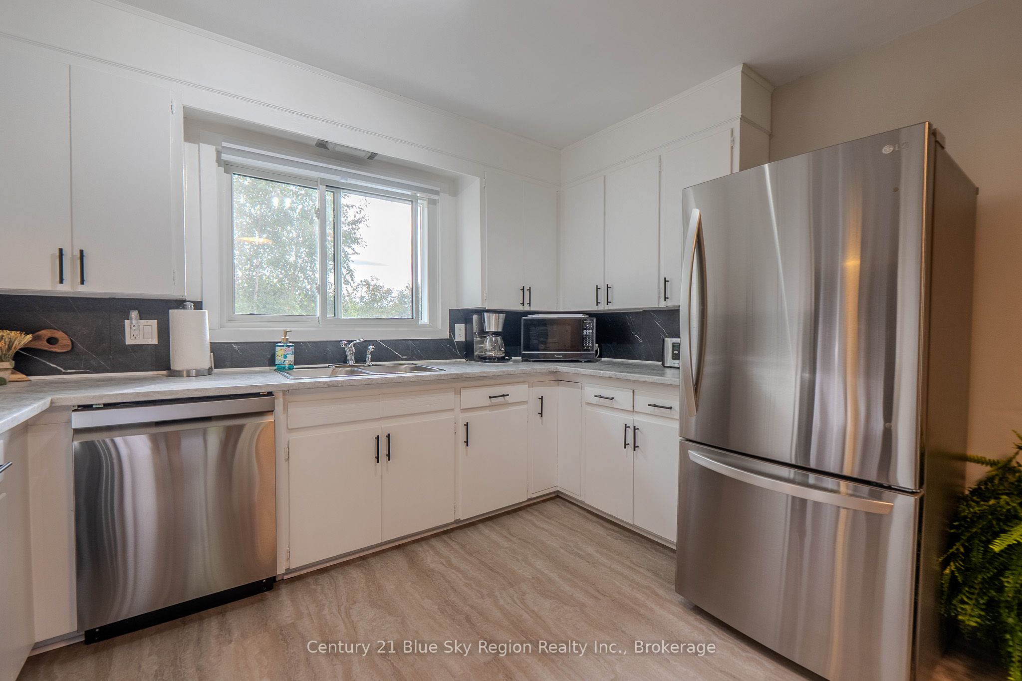 40 Judge Avenue 14 Property Photo 16