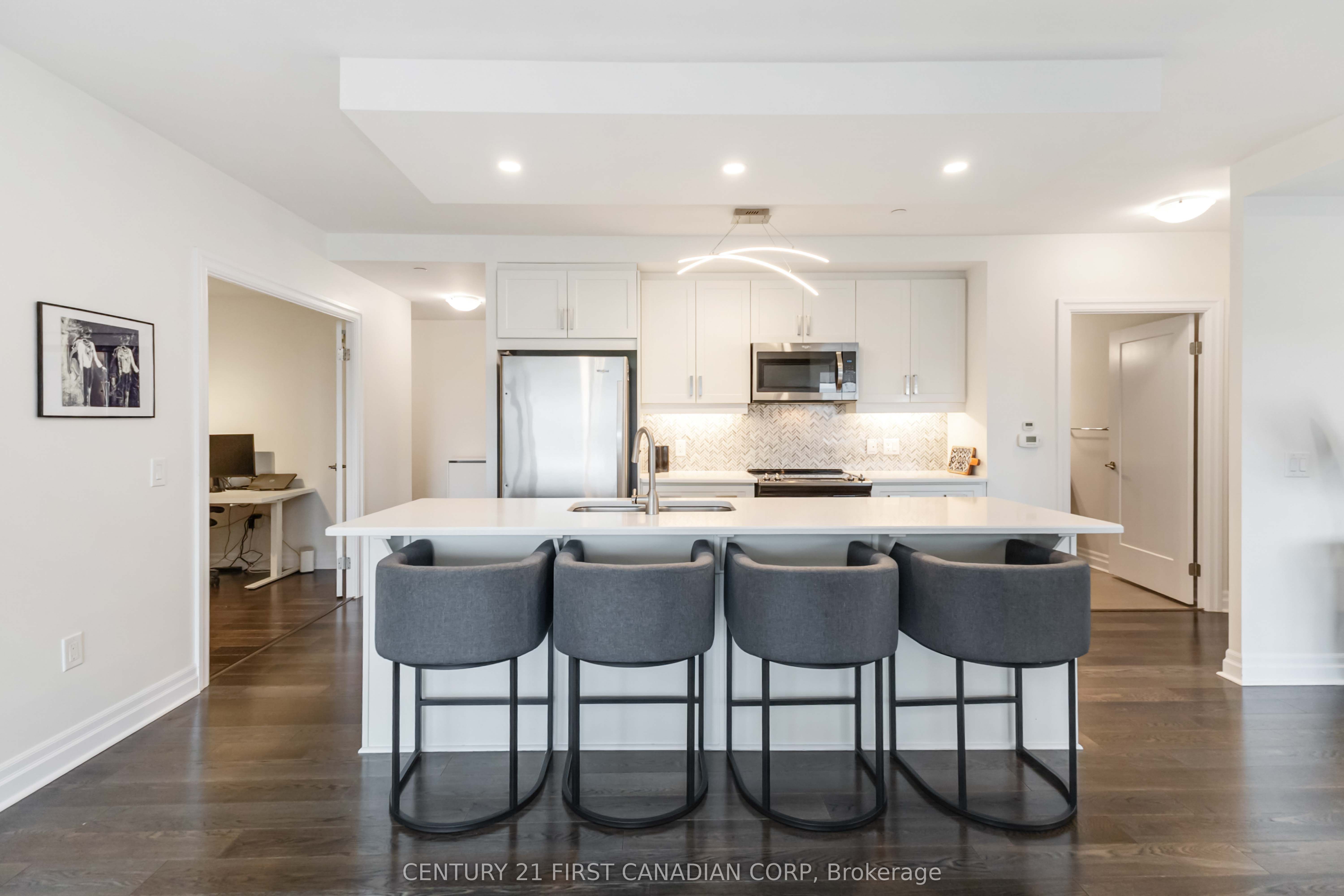 505 Talbot Street 809 Property Photo 19