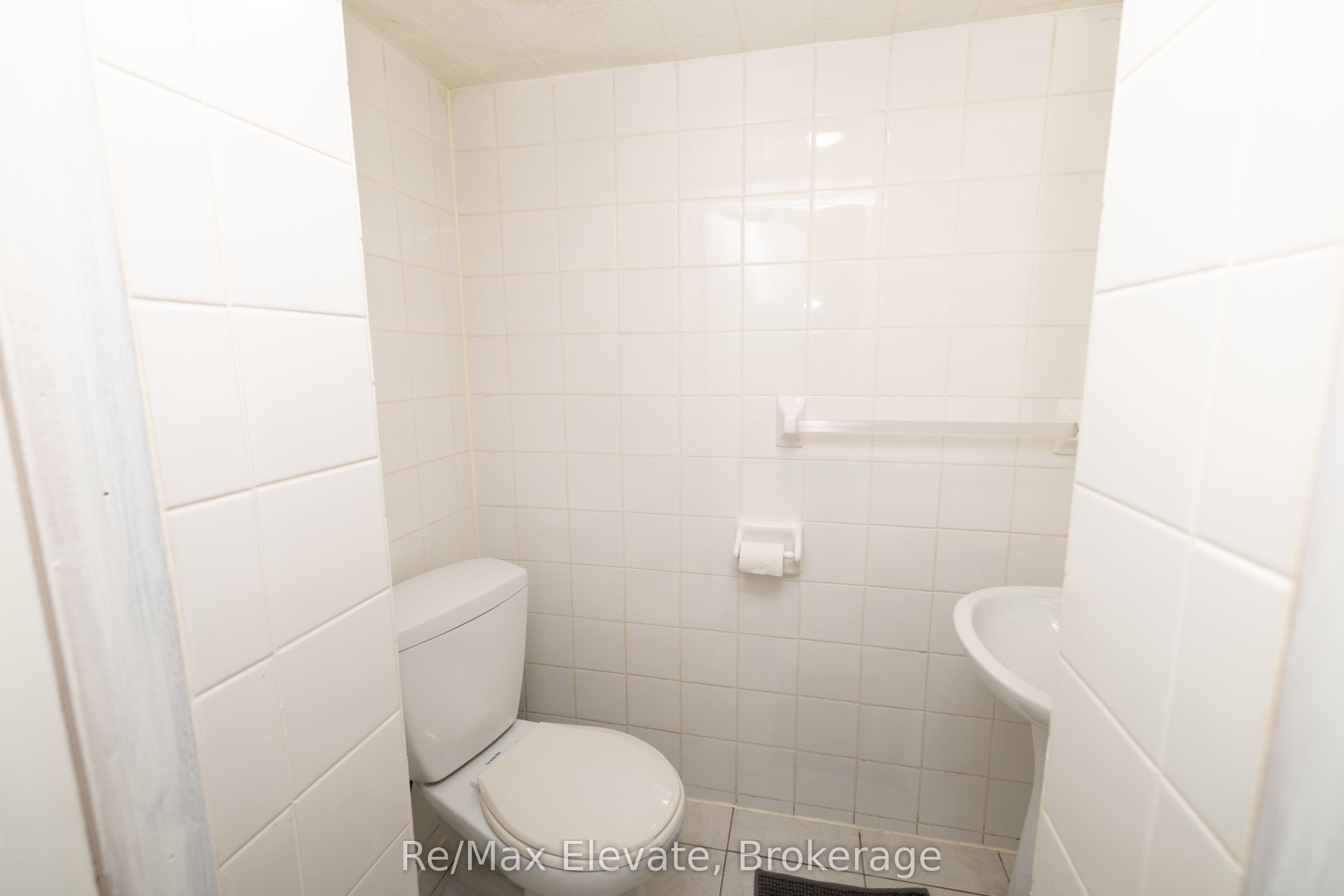 83 Ward Avenue Property Photo 18