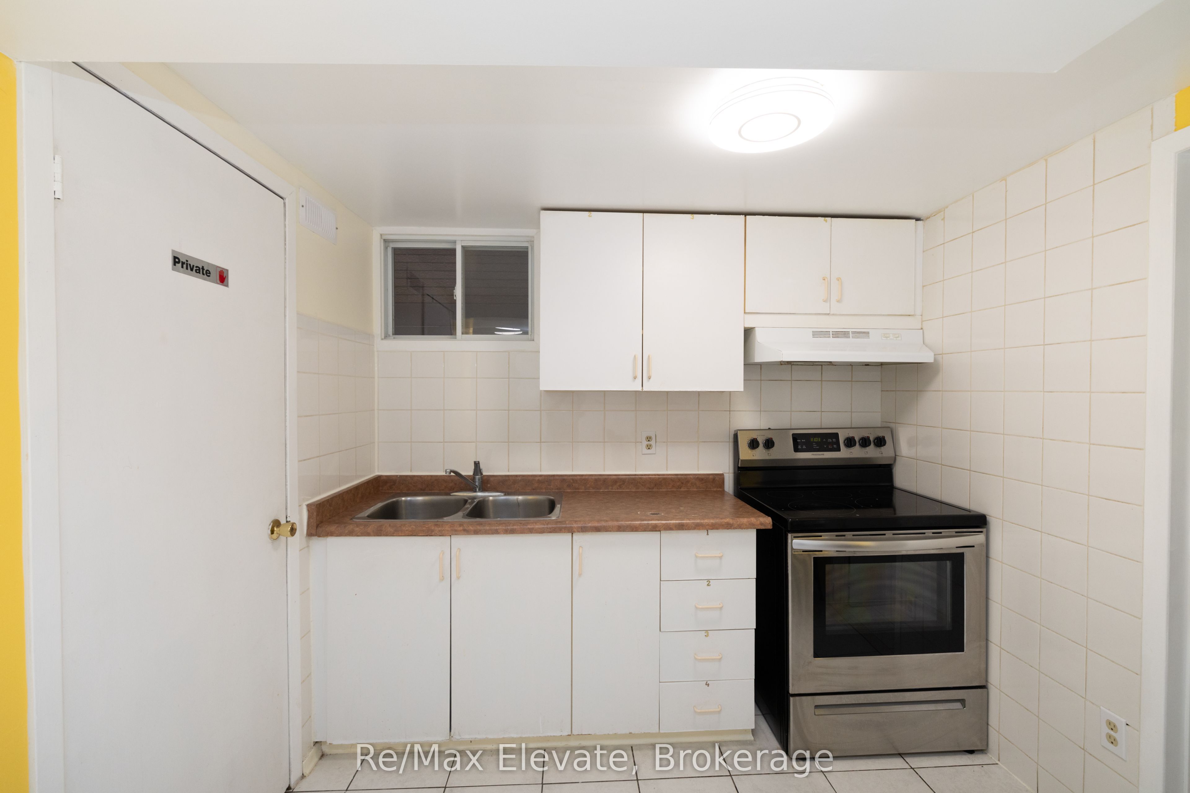 83 Ward Avenue Property Photo 20