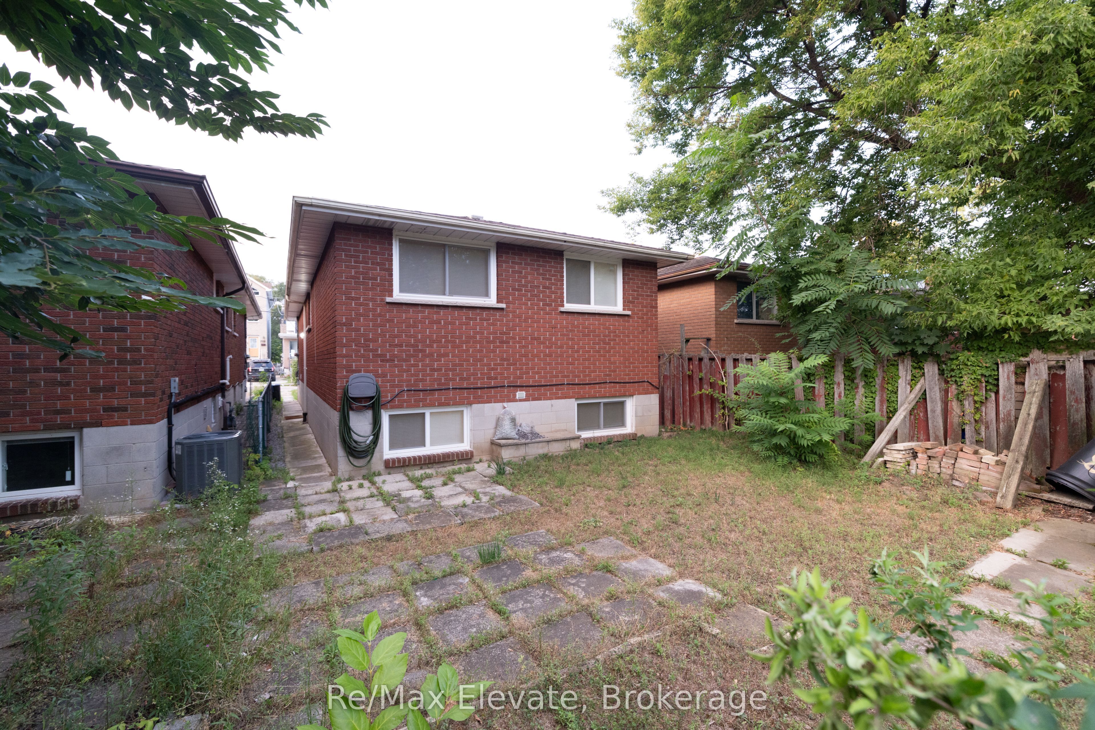 83 Ward Avenue Property Photo 24