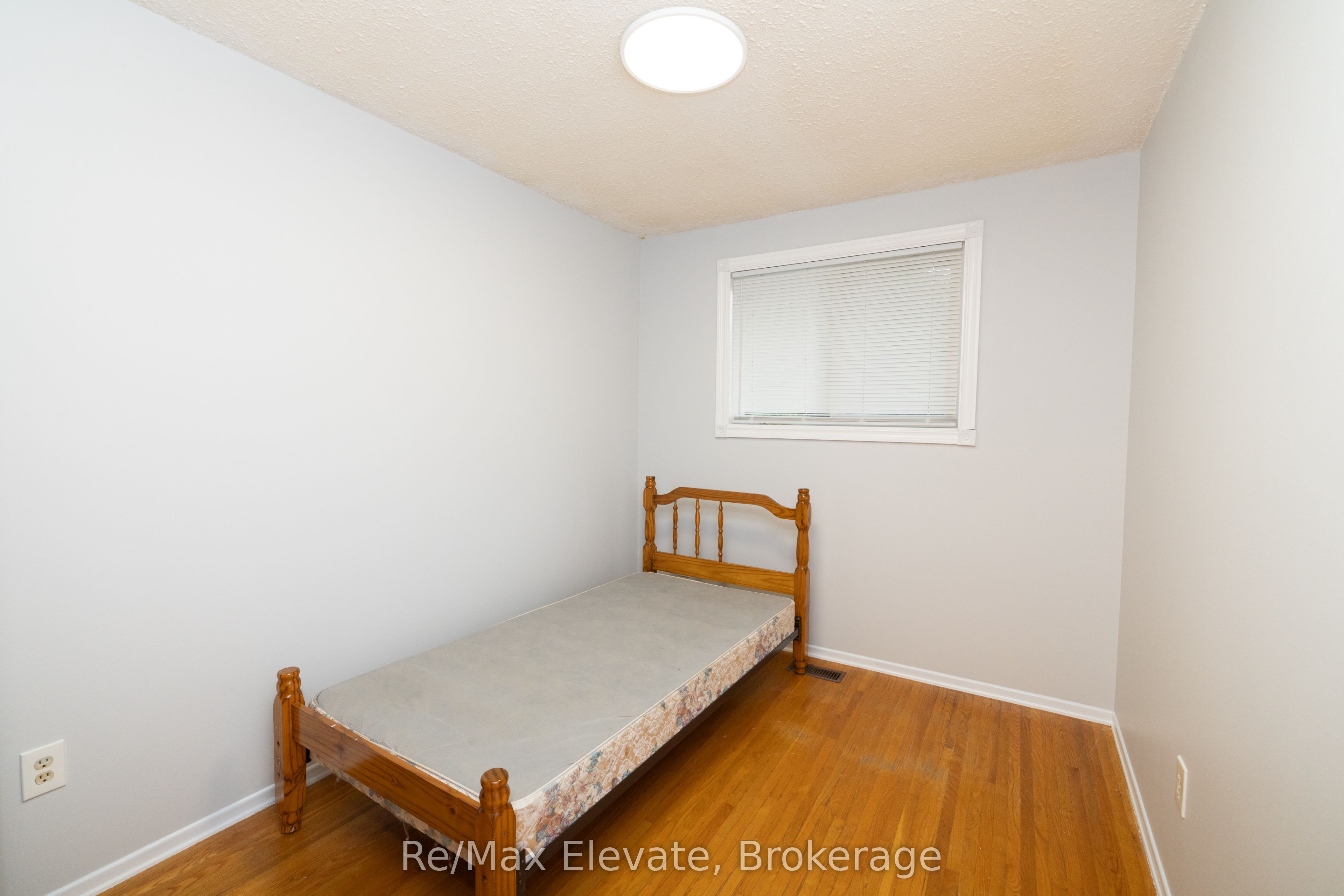 83 Ward Avenue Property Photo 26