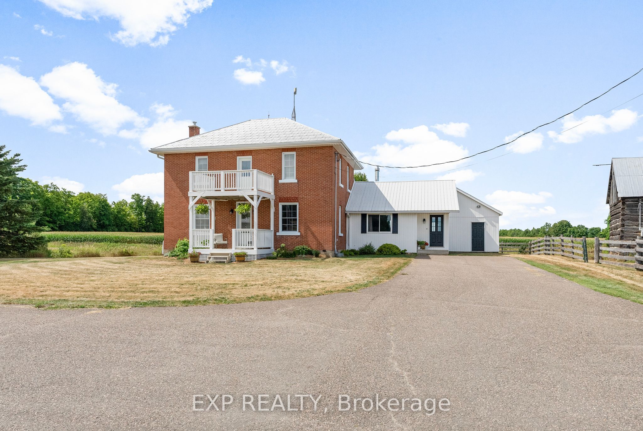 1382 Lochwinnoch Road Property Photo 2