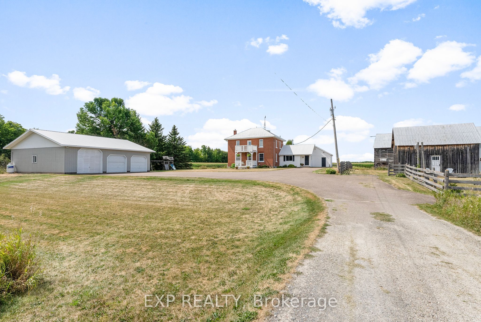 1382 Lochwinnoch Road Property Photo 3