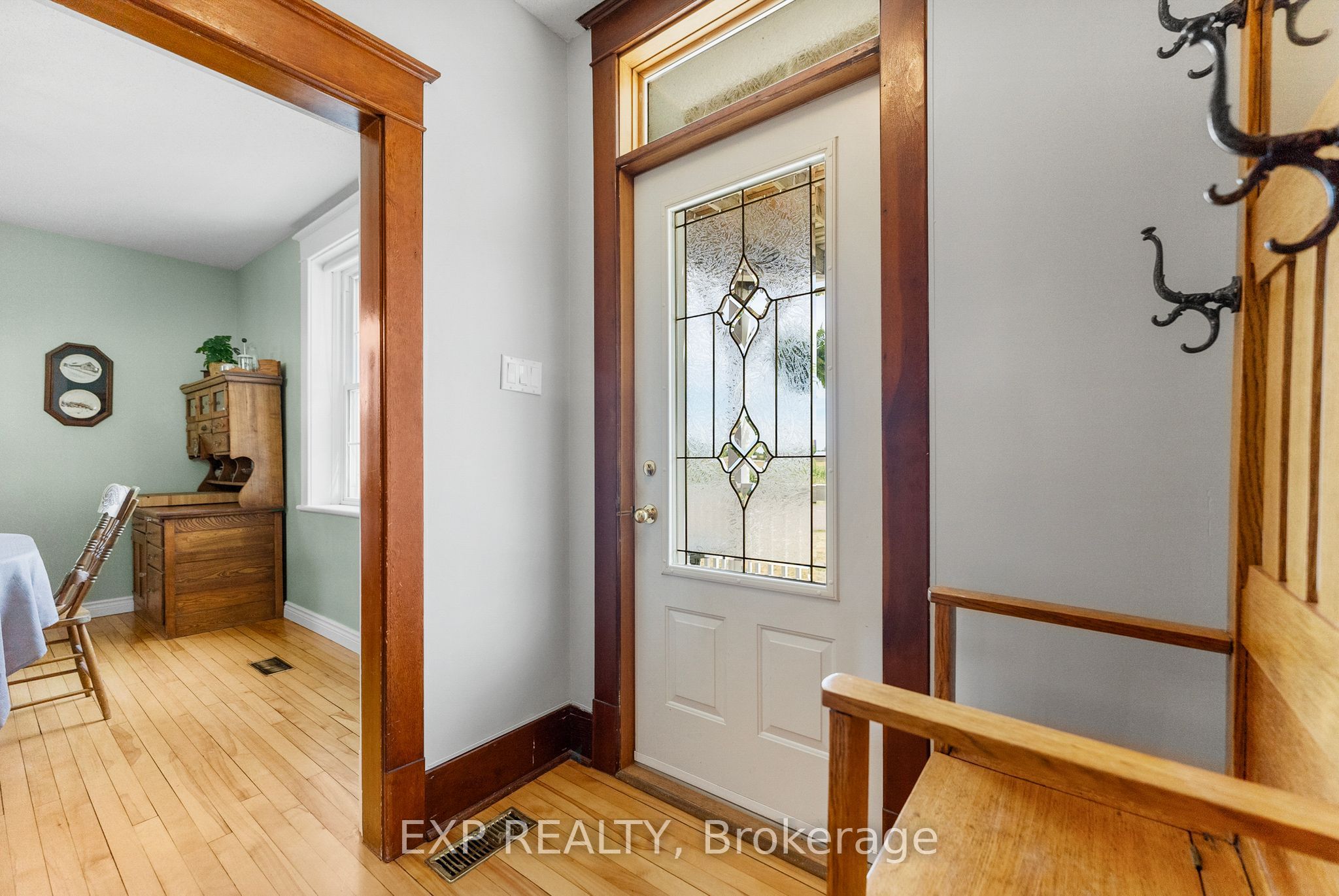 1382 Lochwinnoch Road Property Photo 8