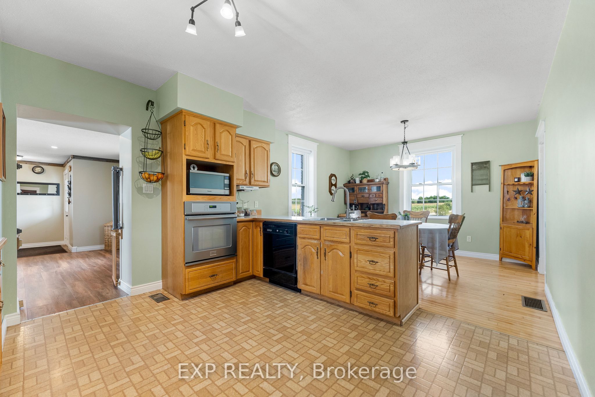 1382 Lochwinnoch Road Property Photo 18