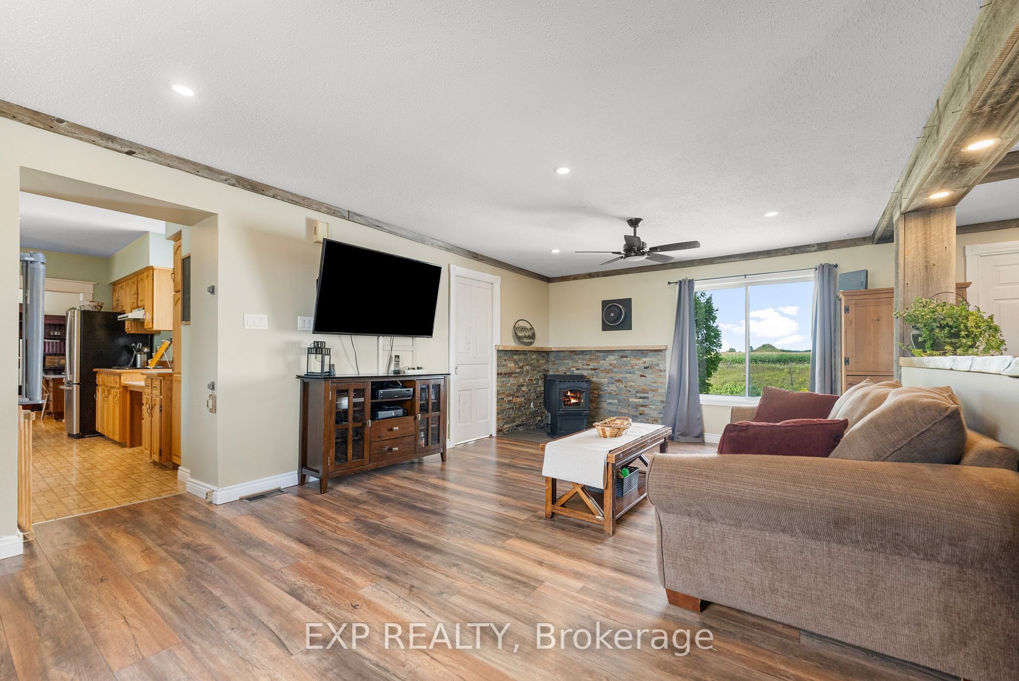 1382 Lochwinnoch Road Property Photo 21