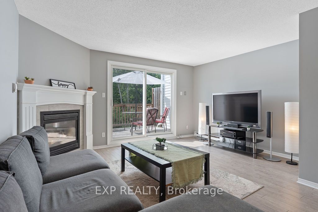 299 Castor Street 202 Property Photo 6