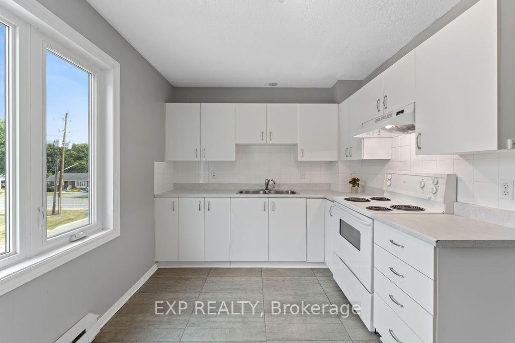 299 Castor Street 202 Property Photo 17