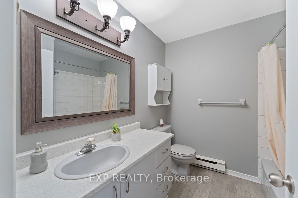 299 Castor Street 202 Property Photo 26