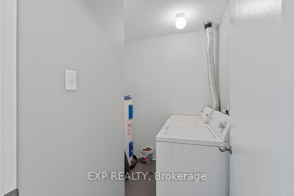 299 Castor Street 202 Property Photo 27