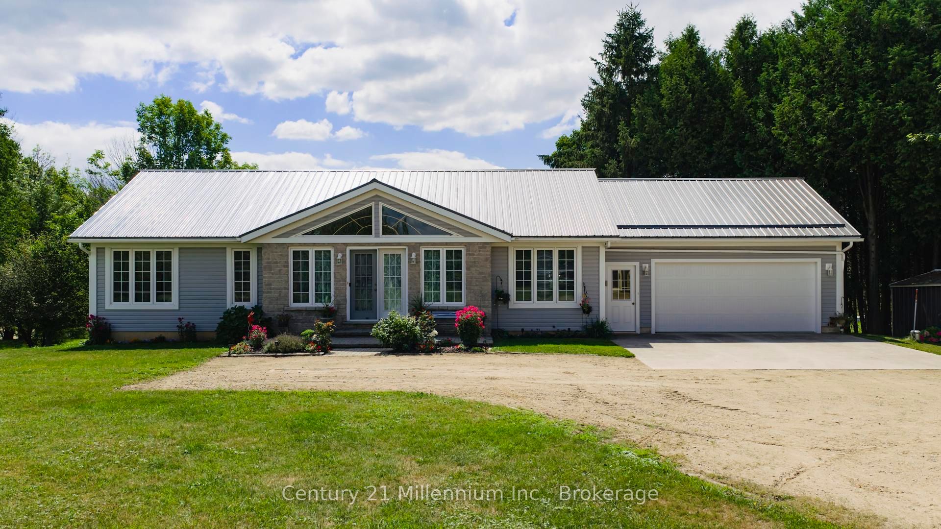 9849 Wellington Rd 3 N/a Property Photo 3