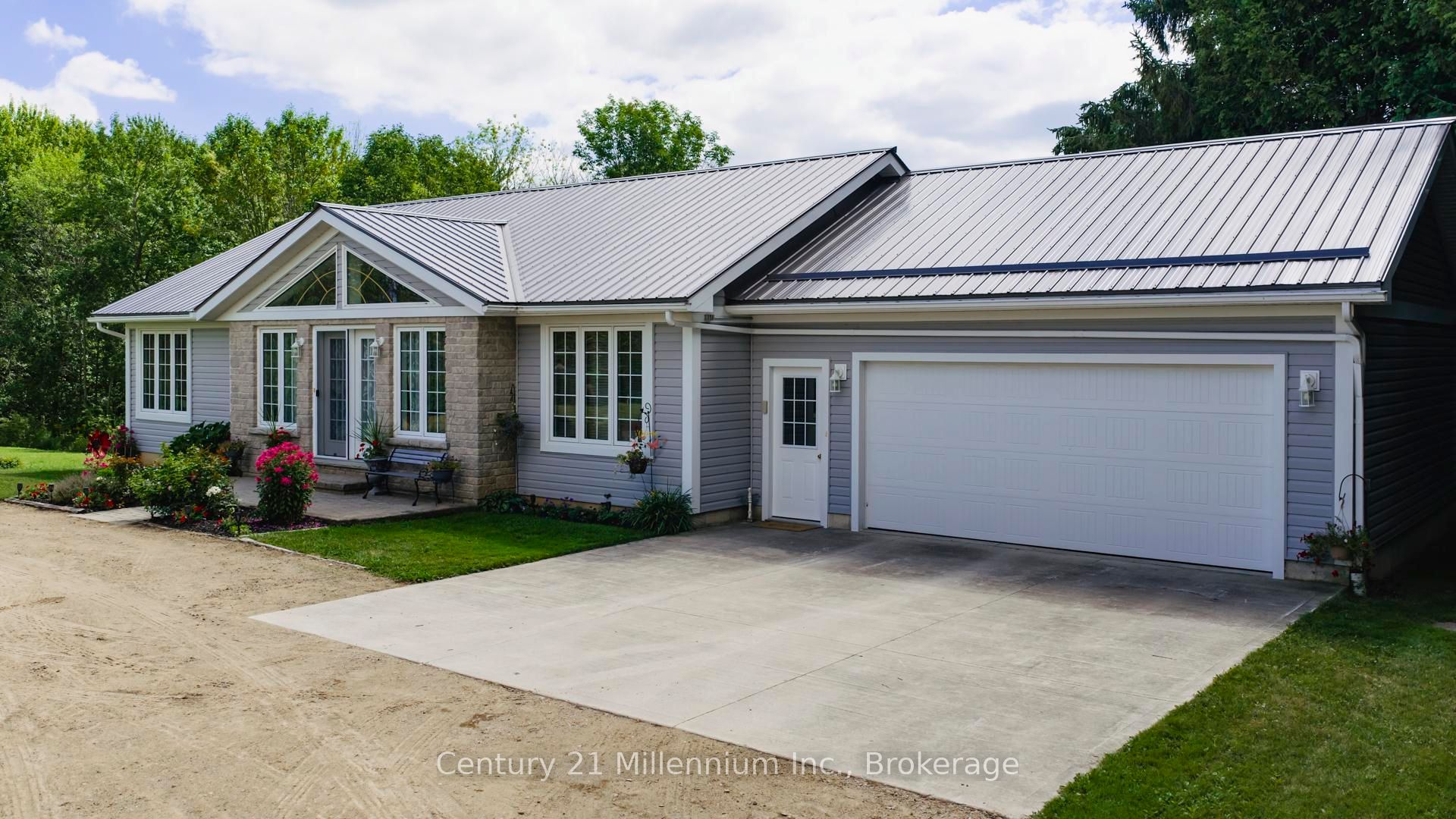 9849 Wellington Rd 3 N/a Property Photo 11